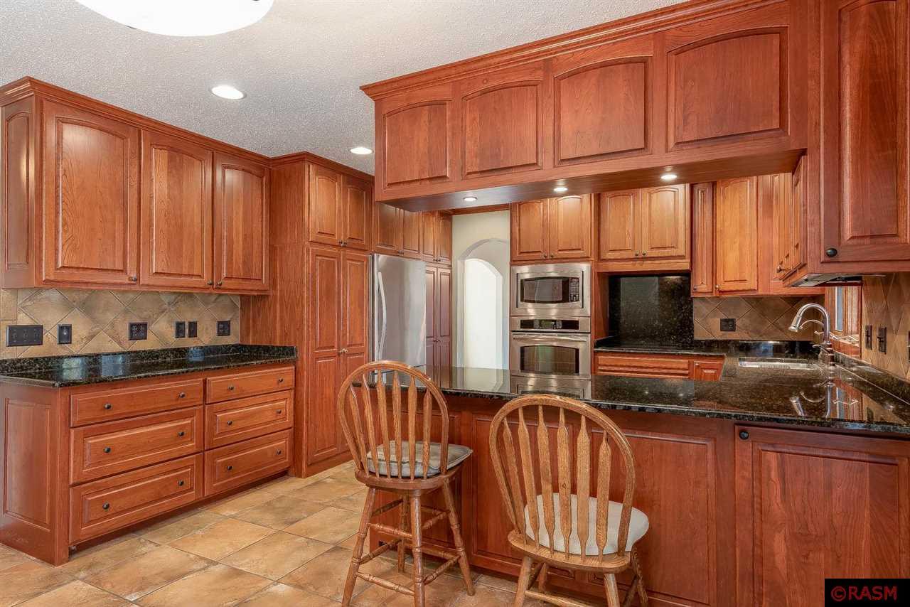 25 Flicka Court Mankato MN 56001 $379 900 Single Family Active