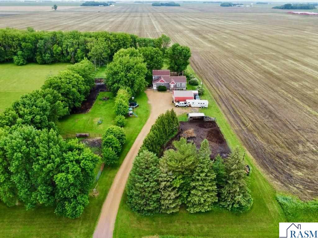 42380 State Hwy 99, Nicollet, MN. MLS 7035058