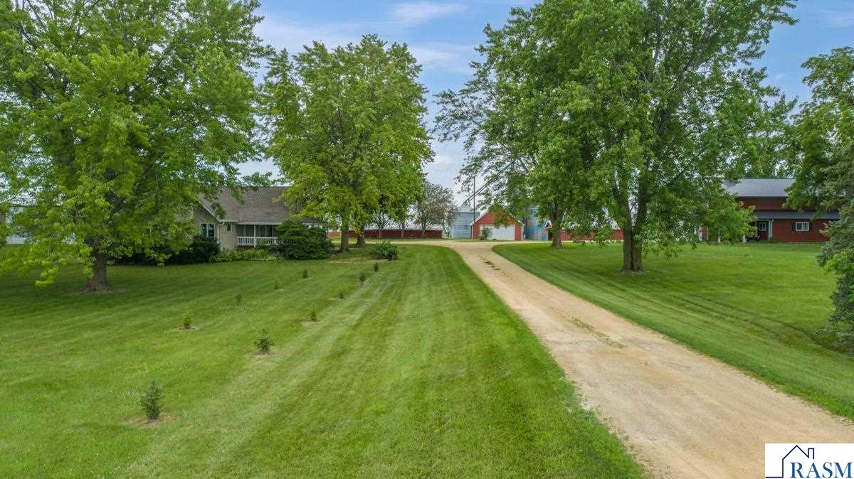 59597 185th Street, Mankato, MN 56001 Listing Photo  1