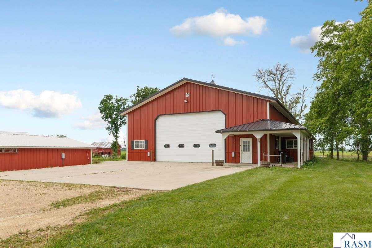 59597 185th Street, Mankato, MN 56001 Listing Photo  34