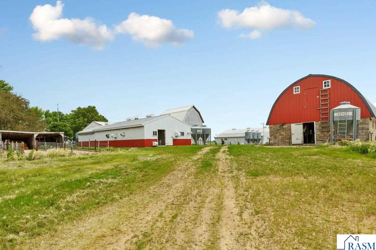 59597 185th Street, Mankato, MN 56001 Listing Photo  43