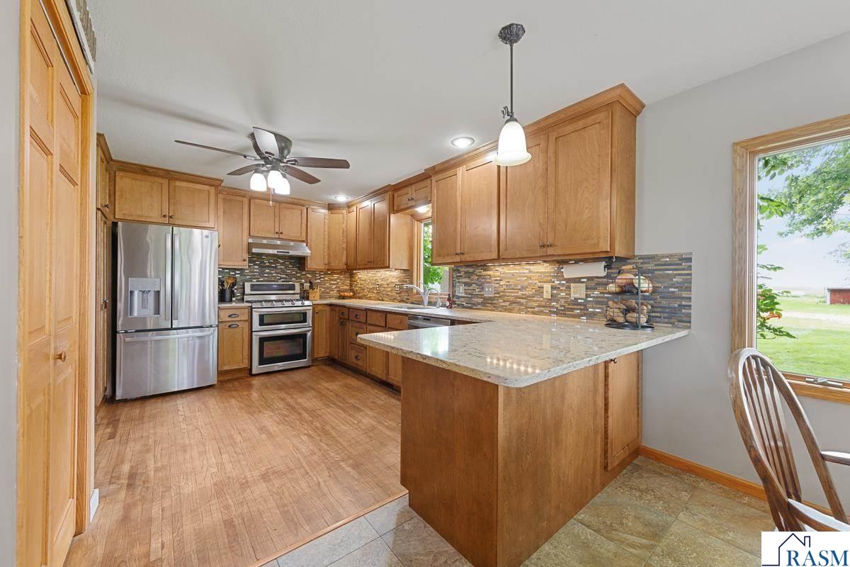 59597 185th Street, Mankato, MN 56001 Listing Photo  10