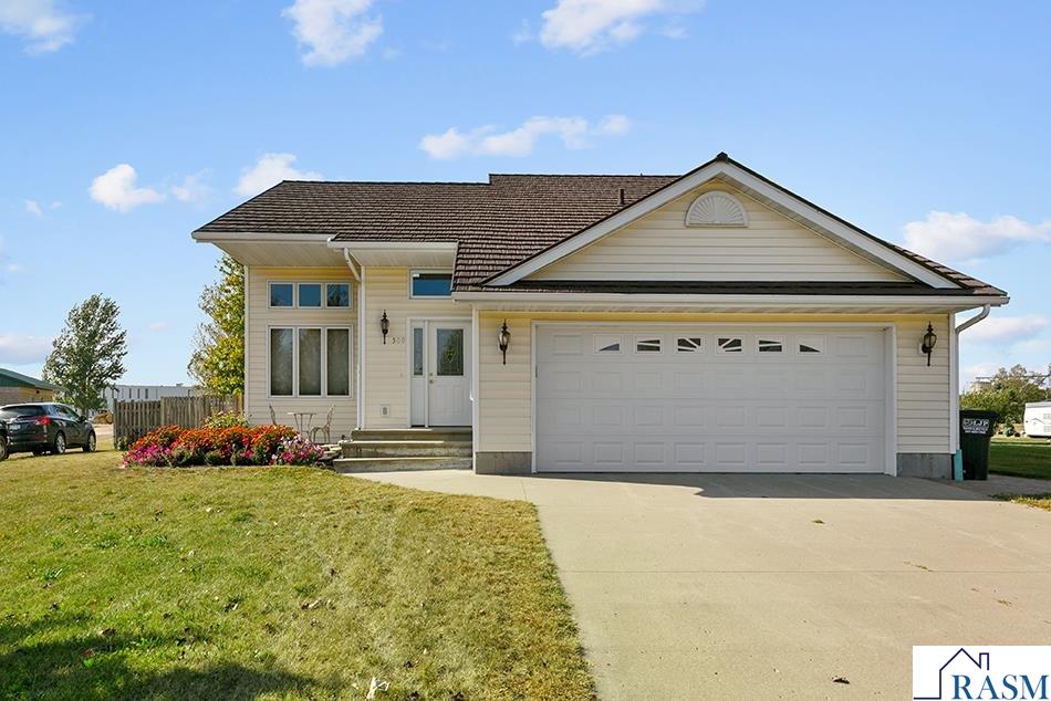 509 W NATHAN STREET, LAKE CRYSTAL, MN 56055 American Way Realty