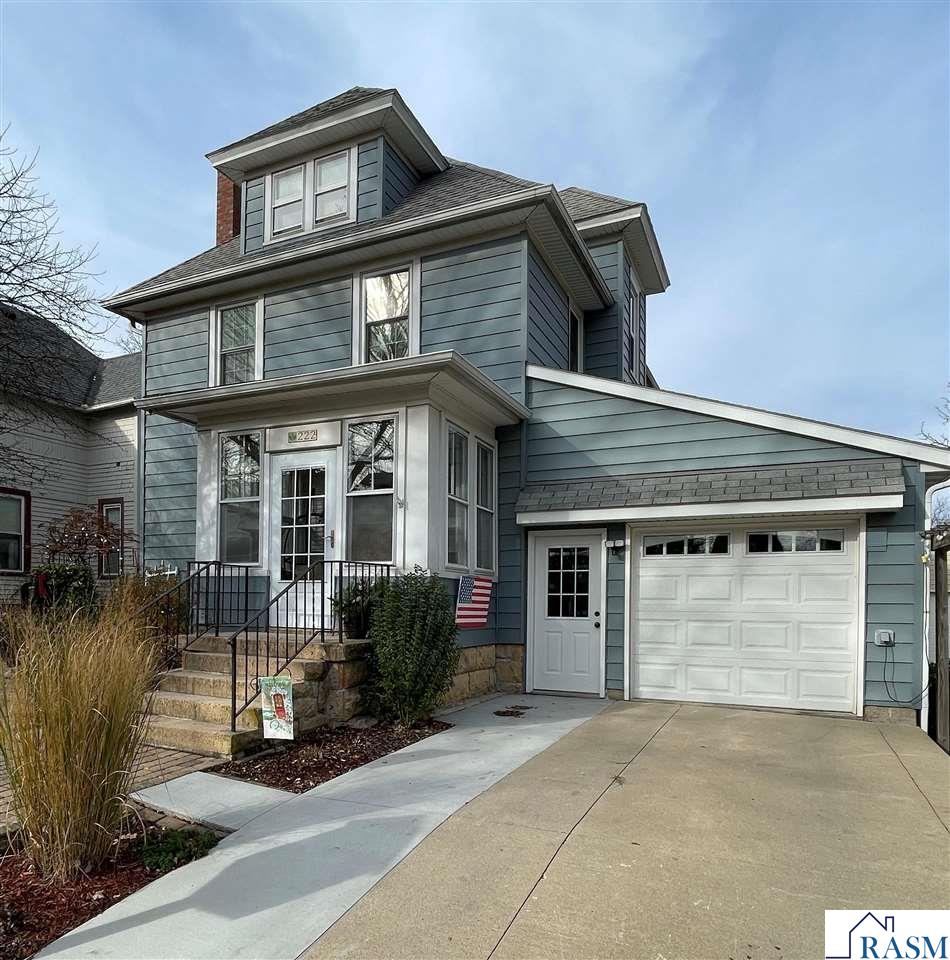 222 W Pleasant Street, Mankato, MN 56001 Listing Photo  2