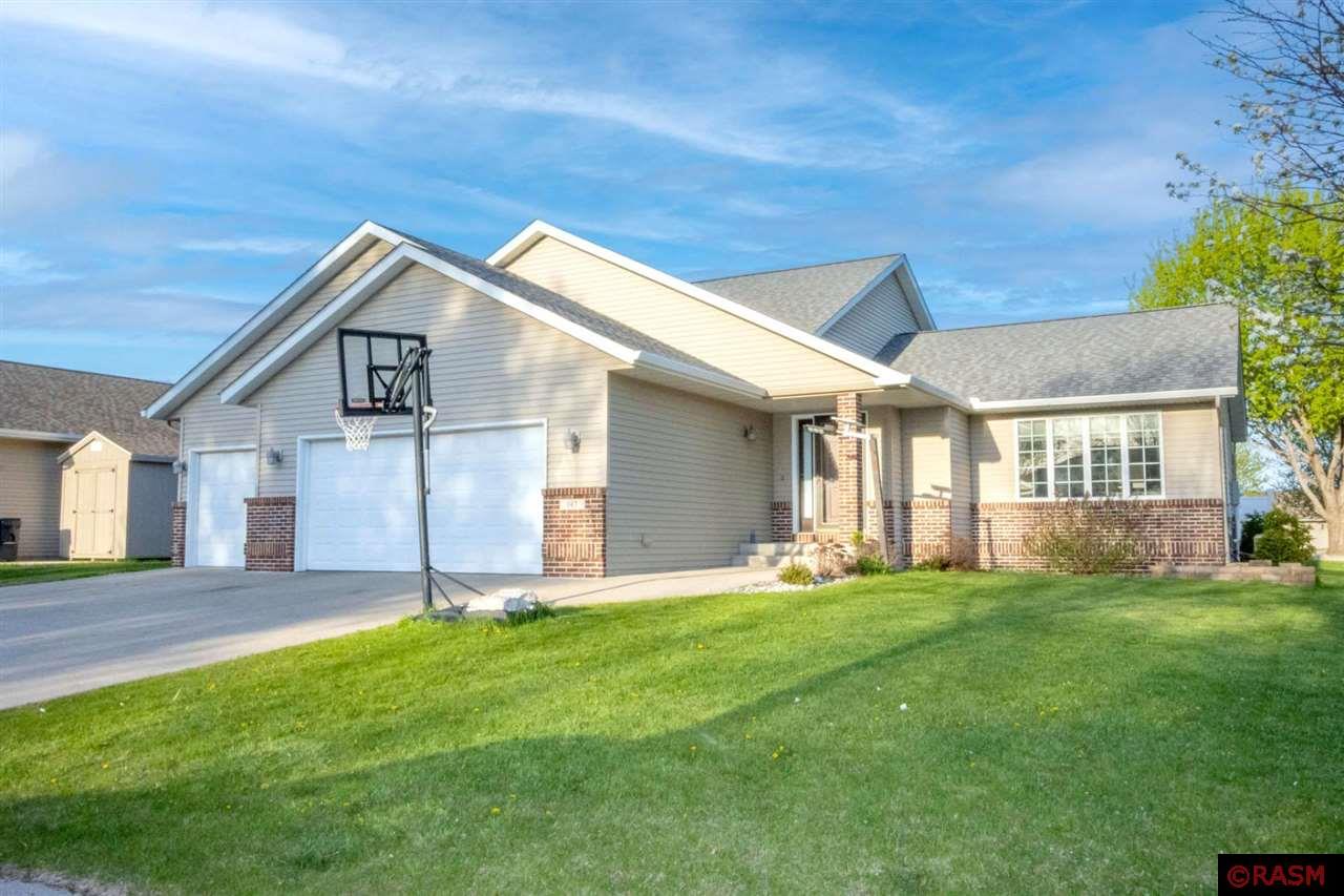 147 Waynesborough Way