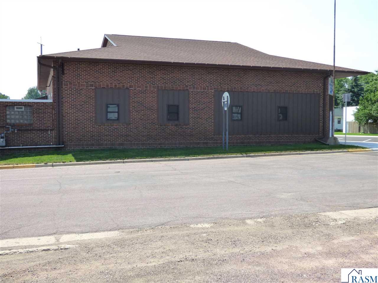 106 N Renville Street, Winthrop, MN 55396 Listing Photo  3