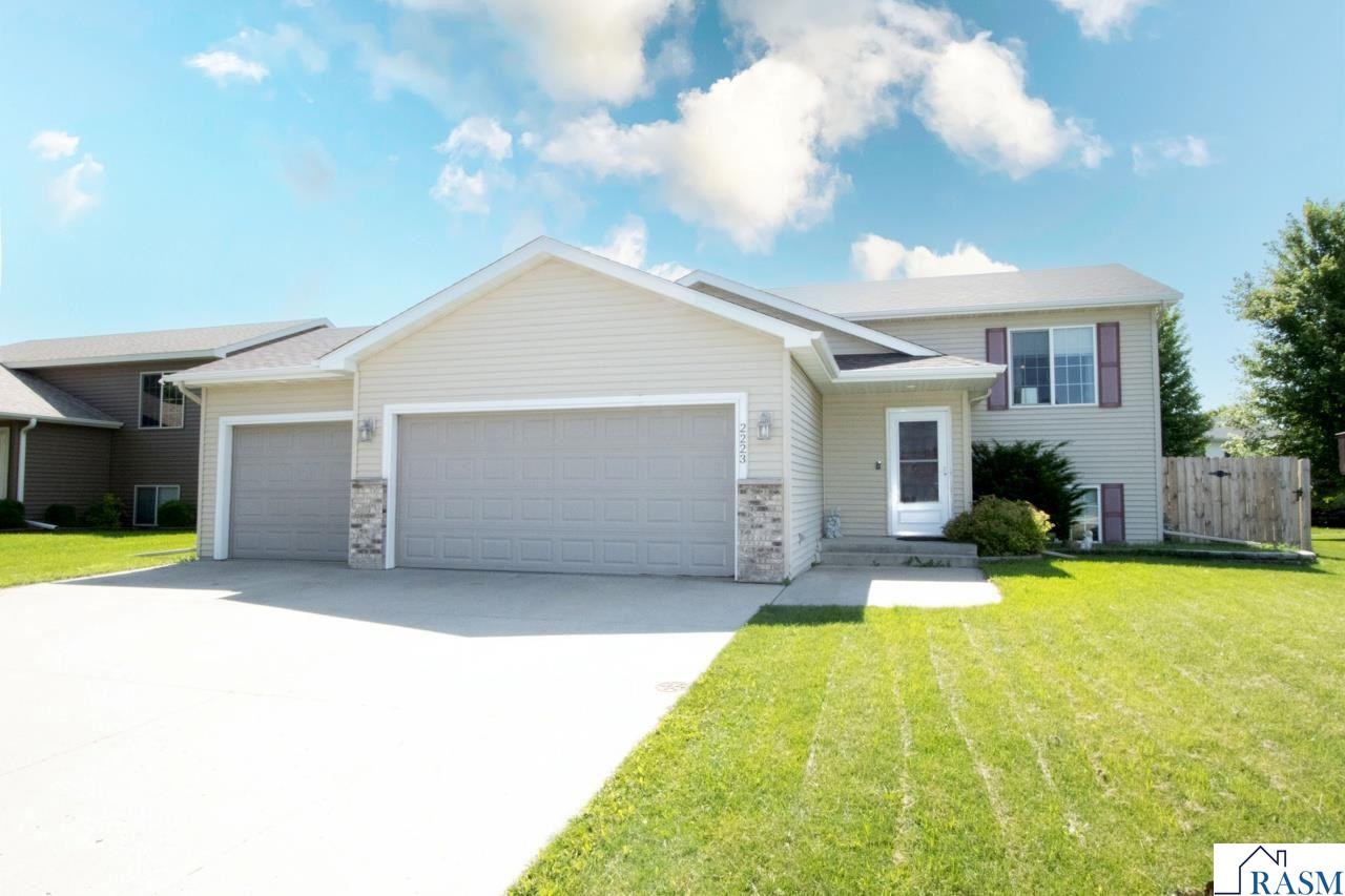 Welcome to this upper North Mankato home, complete with 4 bedrooms, 2 bathrooms and a 3 stall attached garage. This home has been polished with an entertainment friendly, open floor plan design.  That open floor plan consists of the living room, dining room and kitchen.  There are two bedrooms on this level, both of which have walk-in closets.  The upper level full bathroom is generous in size, and has both main level access as well as access from the primary bedroom.   The lower level is comprised of a roomy family room, 2 additional bedrooms, a ¾ bathroom and the laundry/utility room.  The great backyard boasts a brick patio, a storage shed, and is completely fenced in.  With its convenient location near parks, trails, and schools, this one is sure to please!