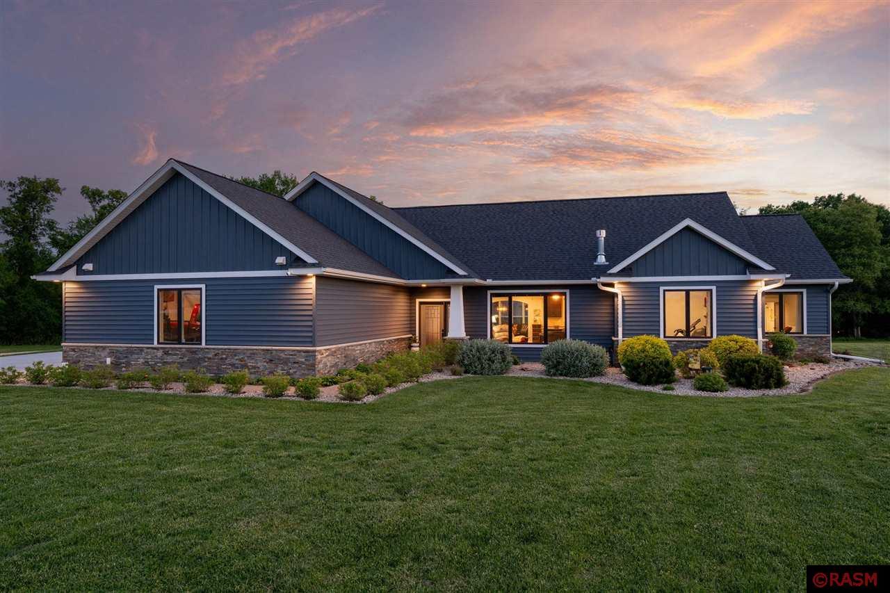 Includes an insulated 30x56 steel shop