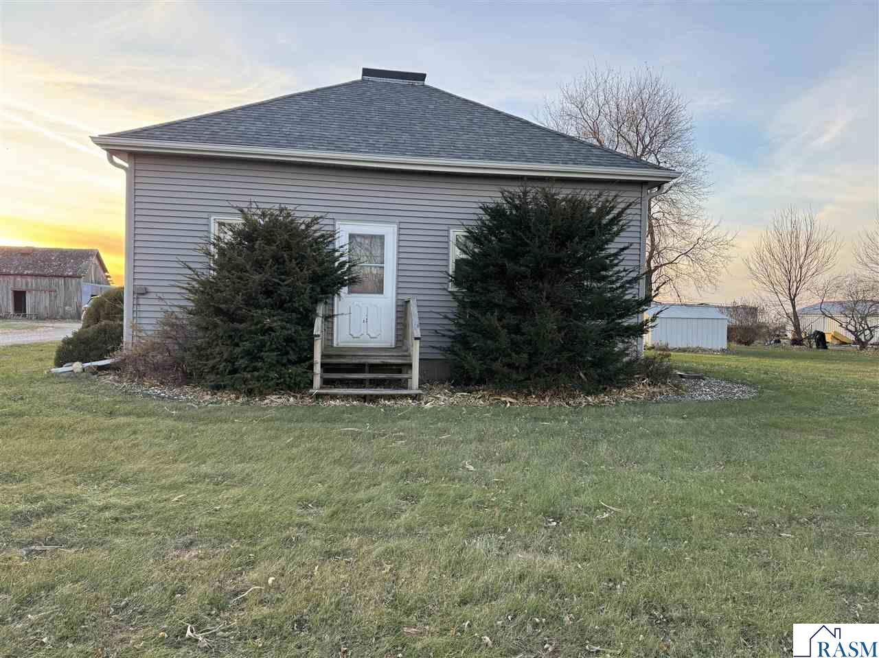 24543 630th Avenue, Alden, MN 56009 Listing Photo  3