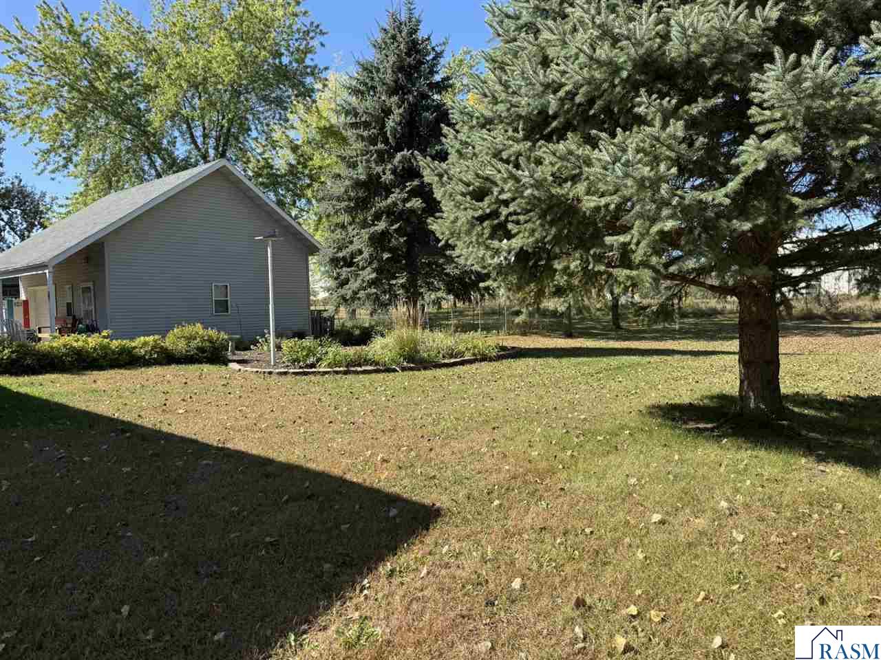 1960 Cottonwood Lake Drive, Windom, MN 56101 Listing Photo  8