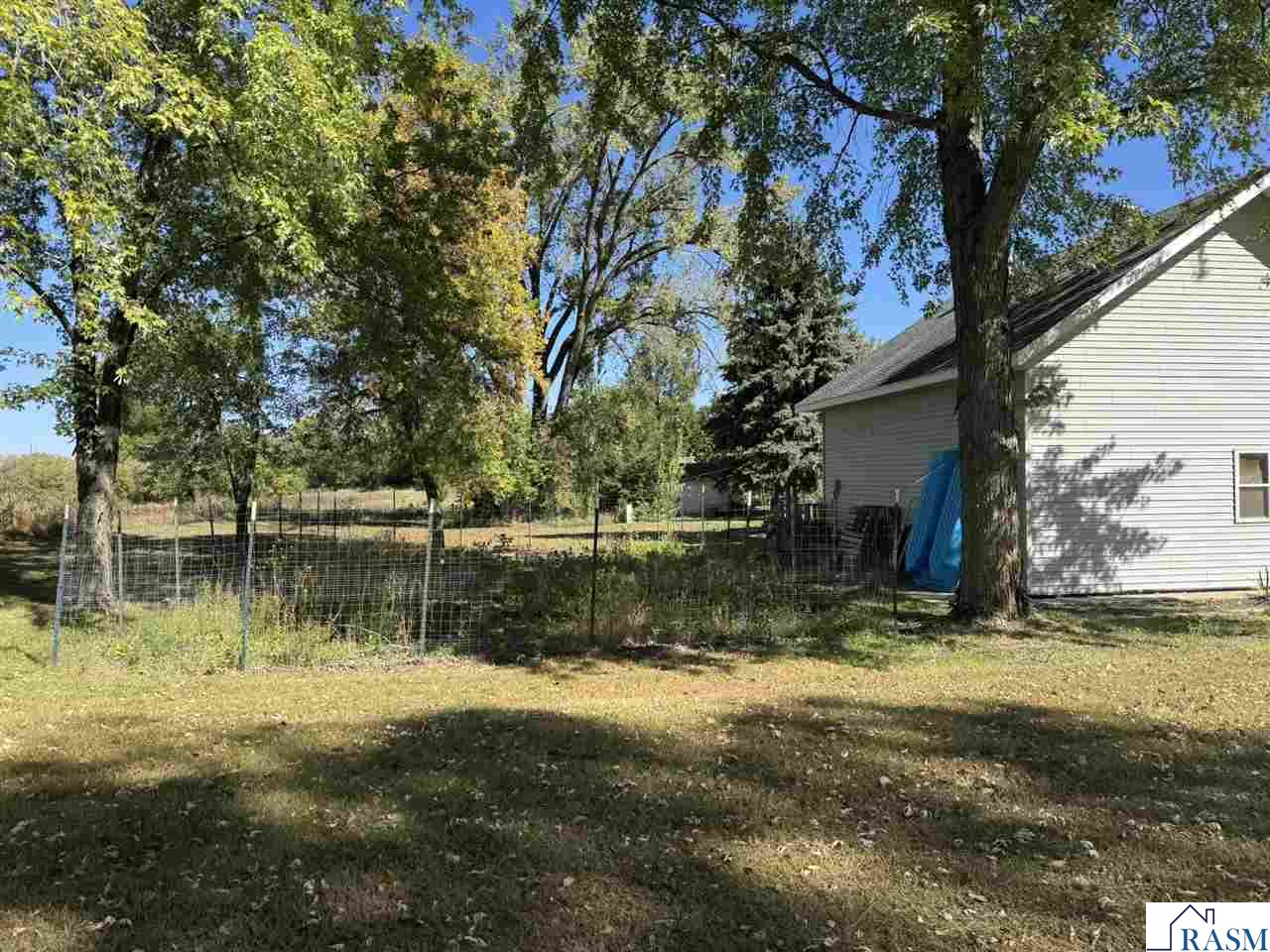 1960 Cottonwood Lake Drive, Windom, MN 56101 Listing Photo  9