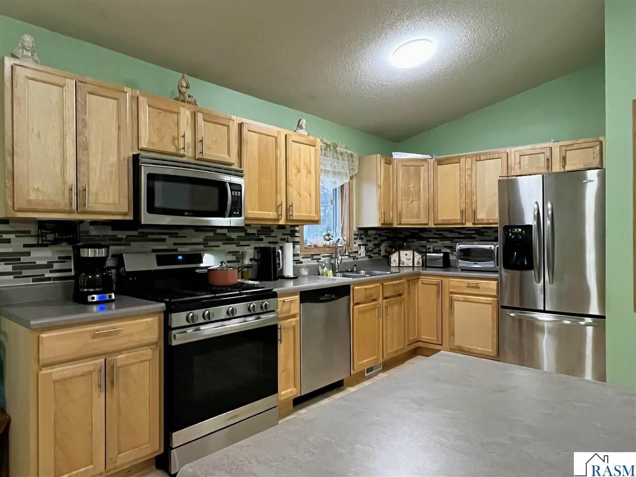1007 Westwood Drive, St. James, MN 56081 Listing Photo  14