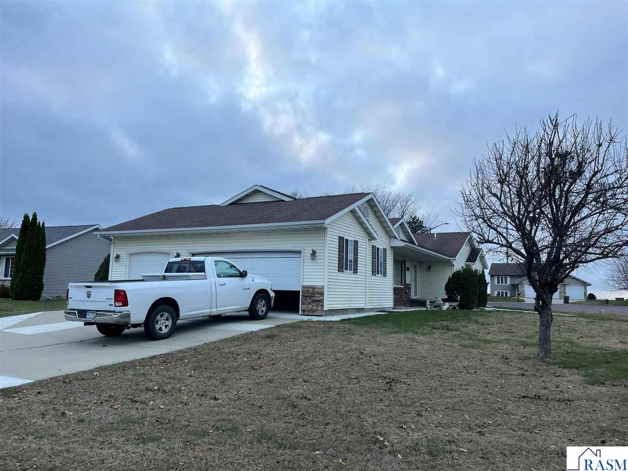 1007 Westwood Drive, St. James, MN 56081 Listing Photo  8