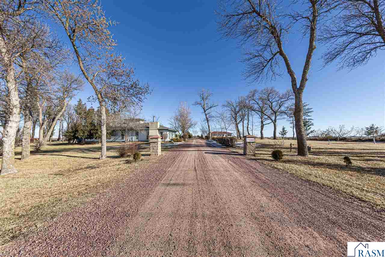 12266 Wass Avenue, Dundee, MN 56131 Listing Photo  2