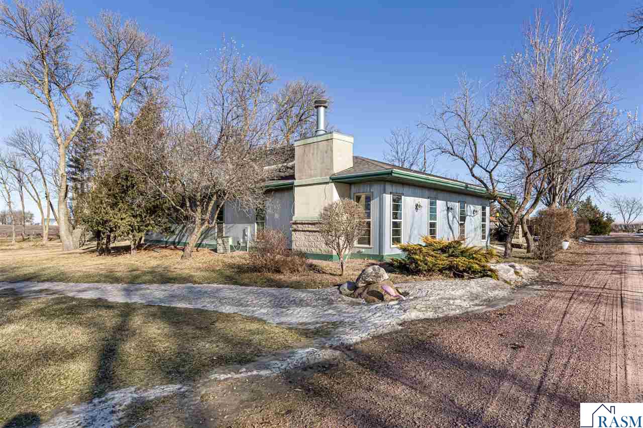 12266 Wass Avenue, Dundee, MN 56131 Listing Photo  22