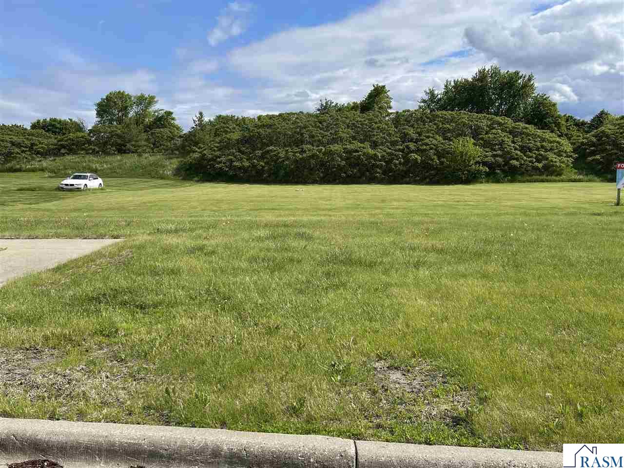 1763 Bassett Drive, Mankato, MN 56001 Listing Photo  1