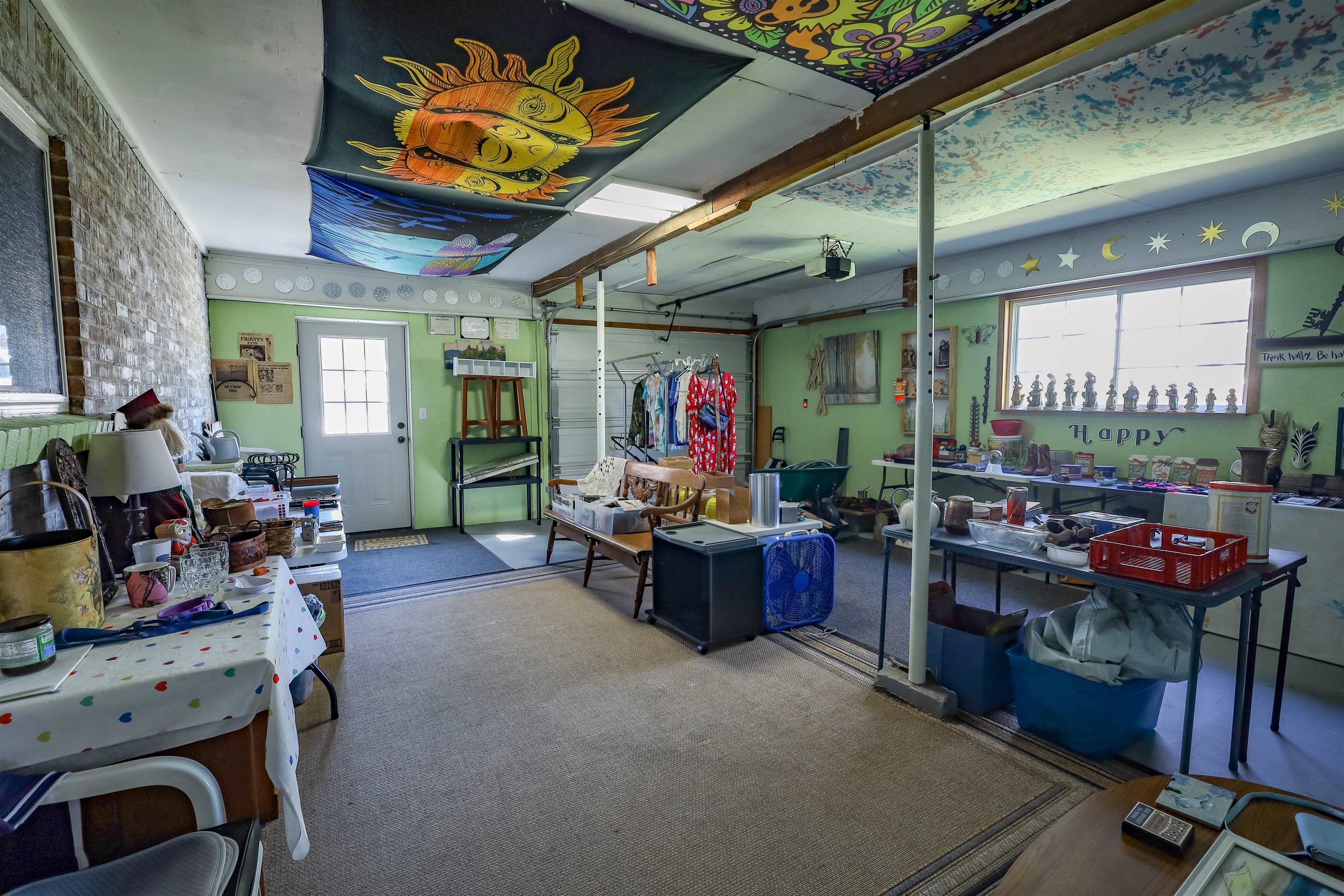 9 Steele St