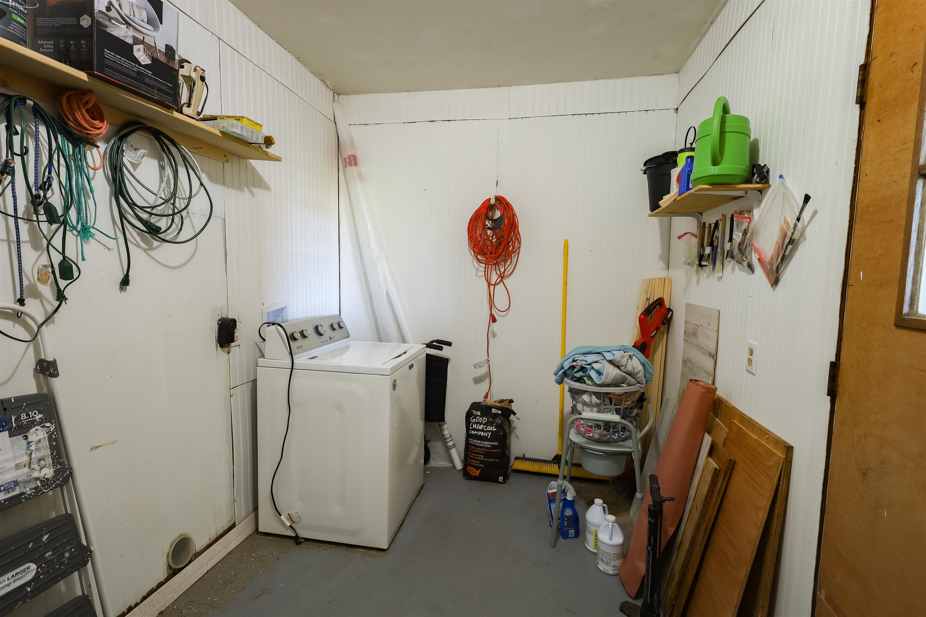 9 Steele St