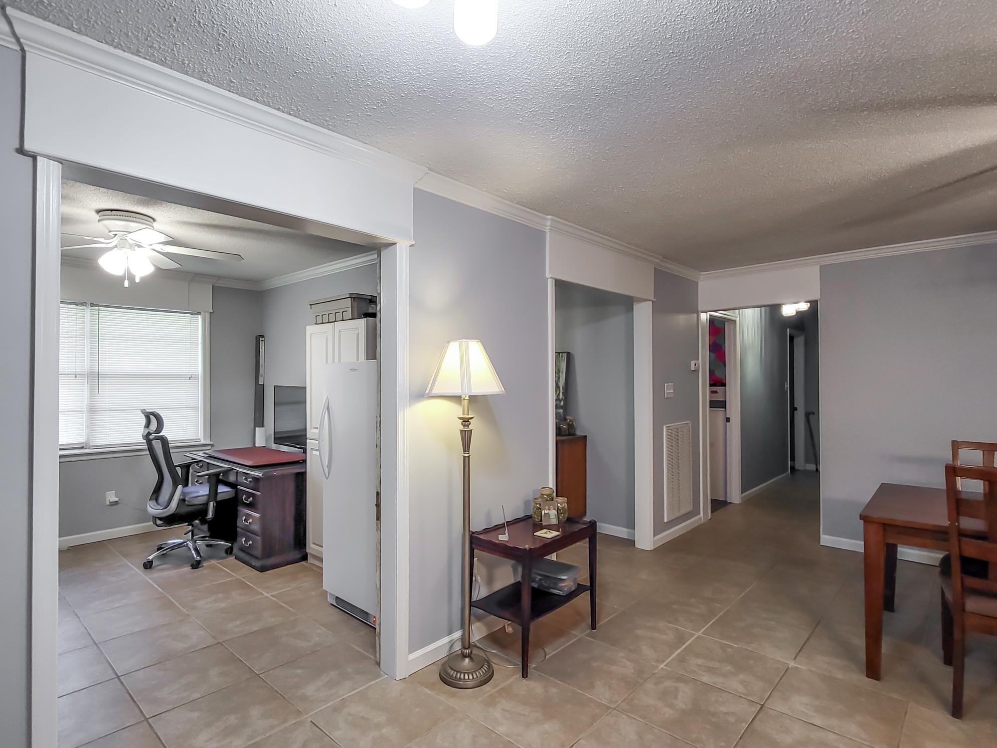125 Longleaf Dr