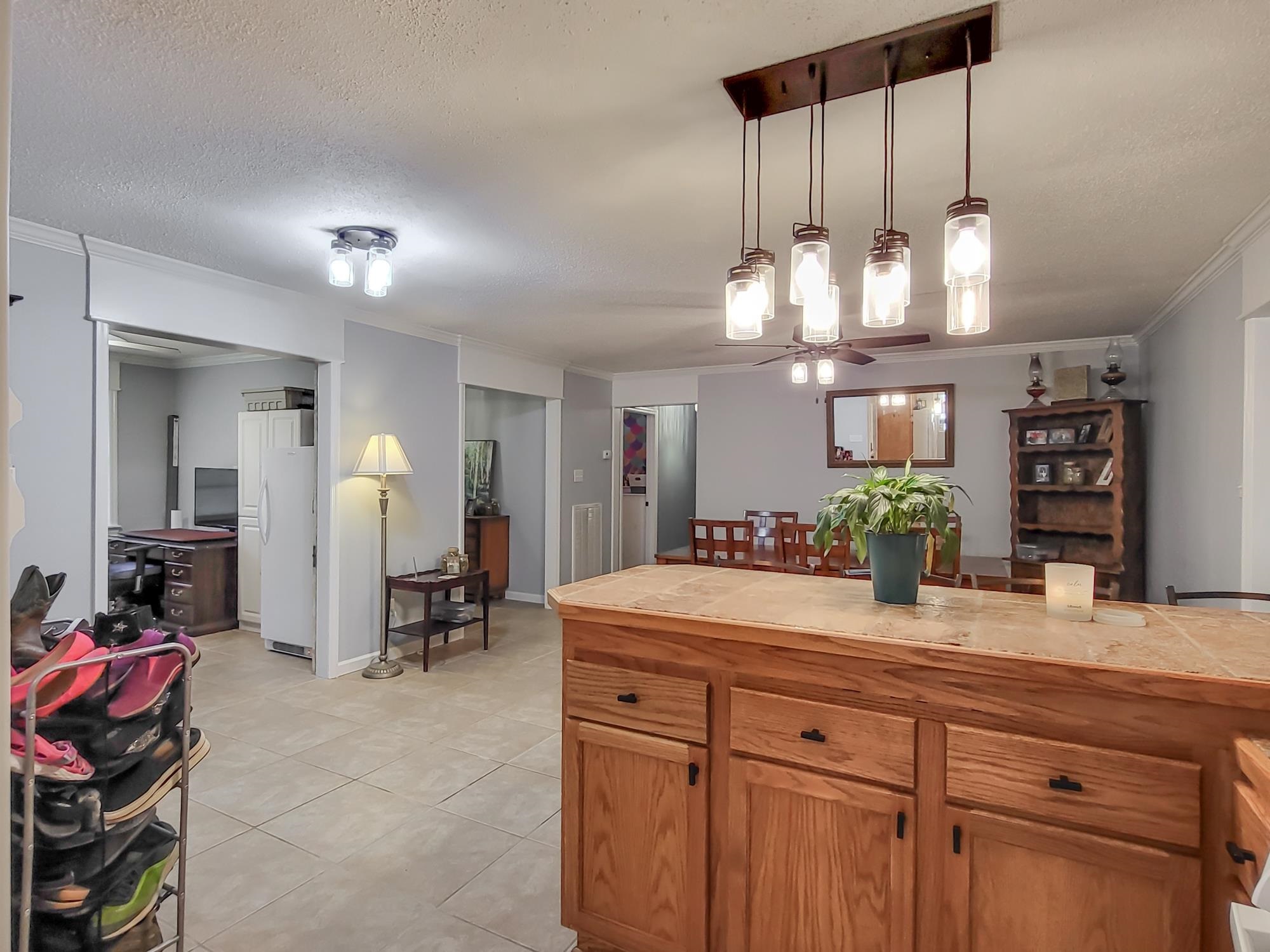 125 Longleaf Dr