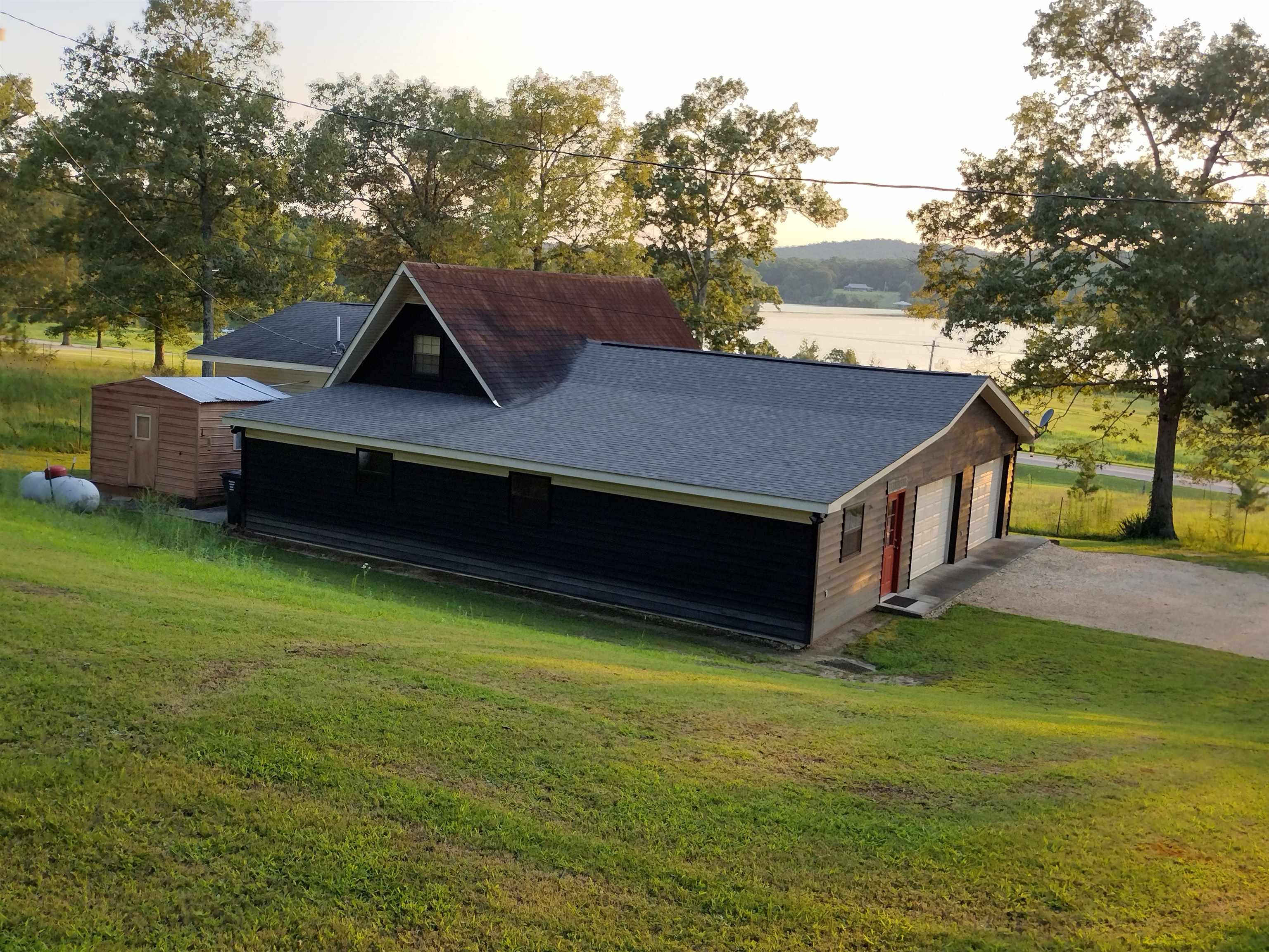 2430 Lost Creek Rd