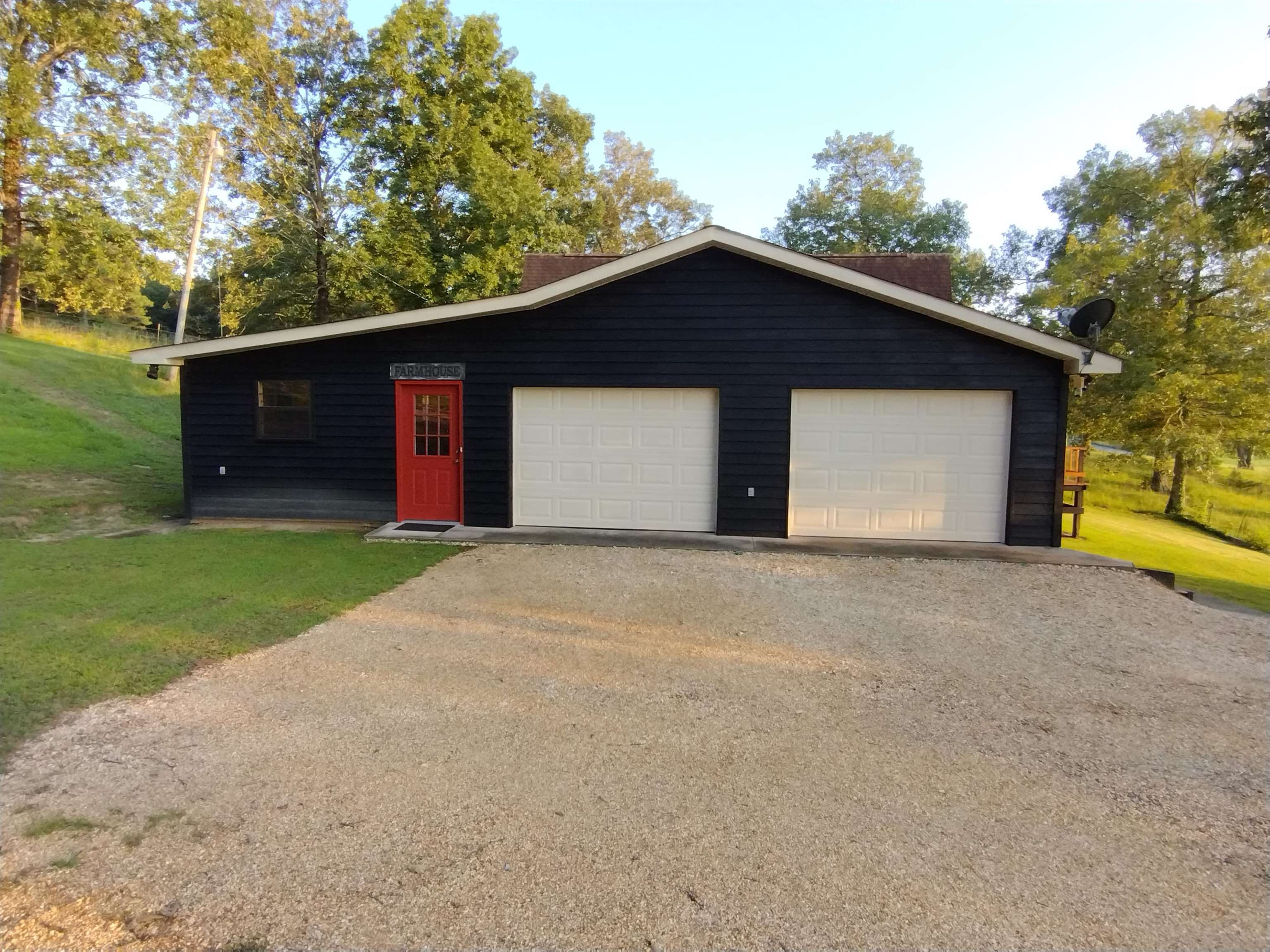 2430 Lost Creek Rd