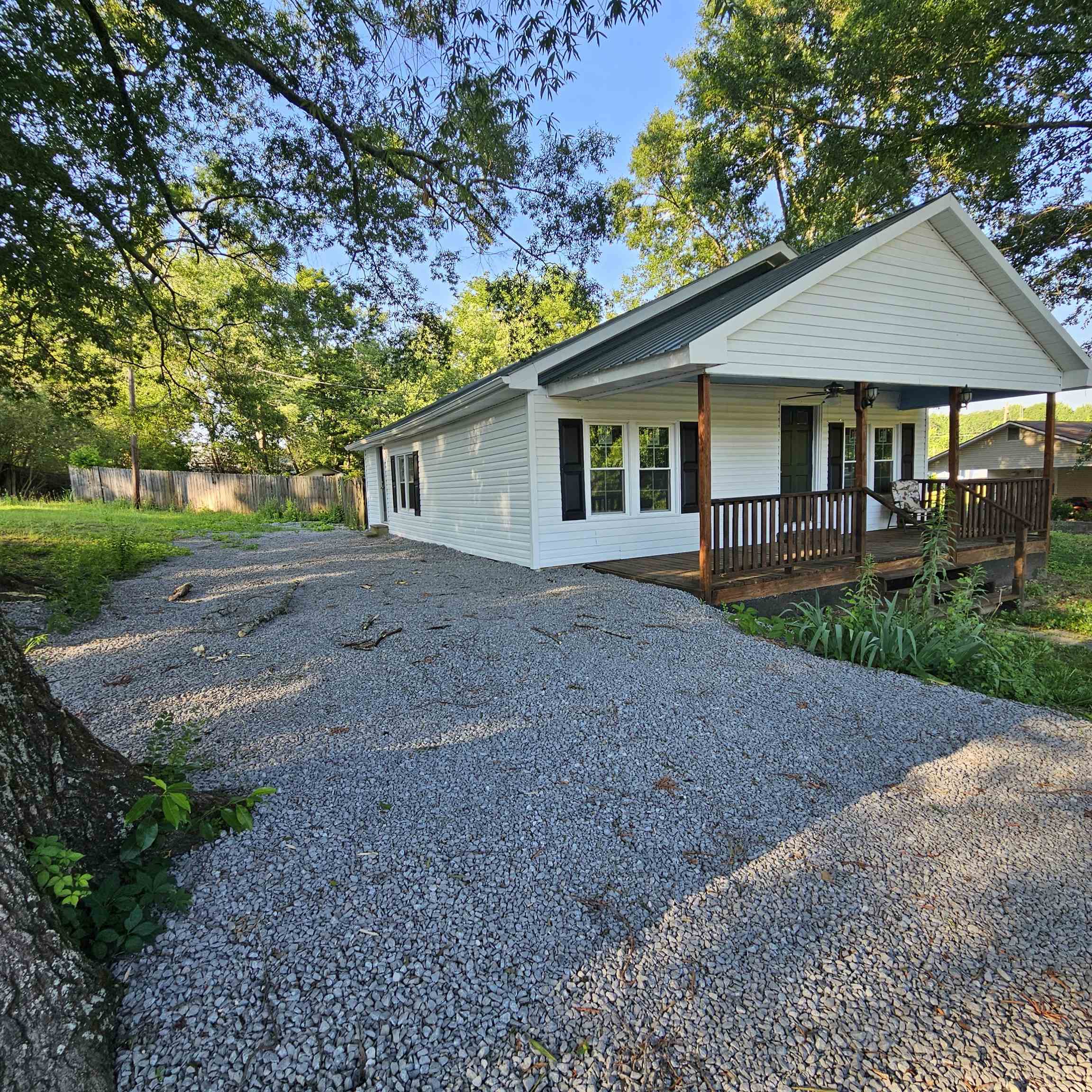 250 Grover Ave