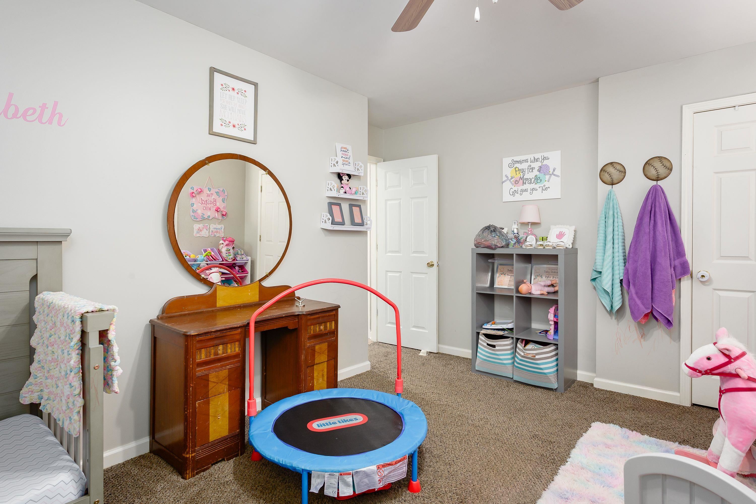305 Redfield Rd