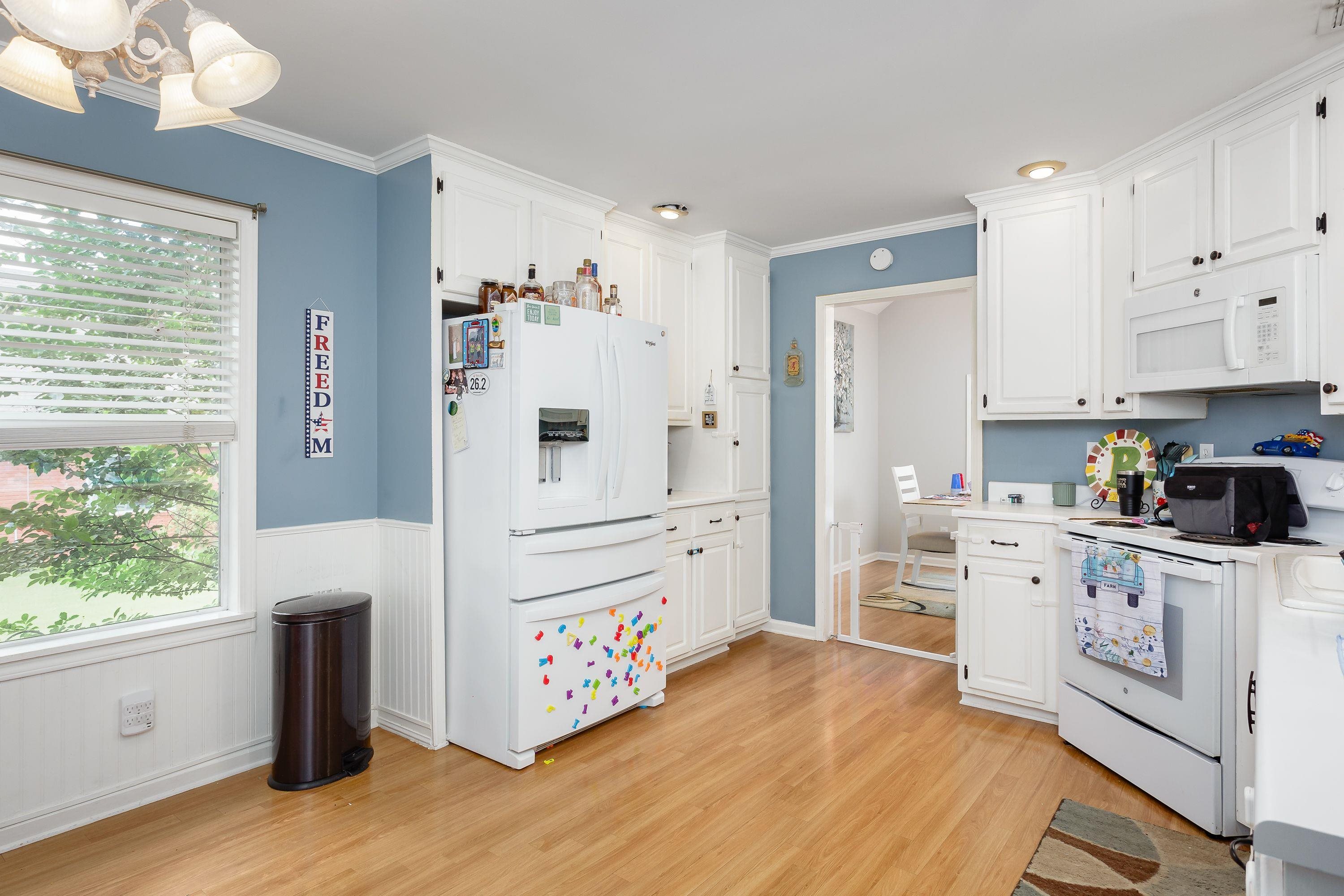 305 Redfield Rd
