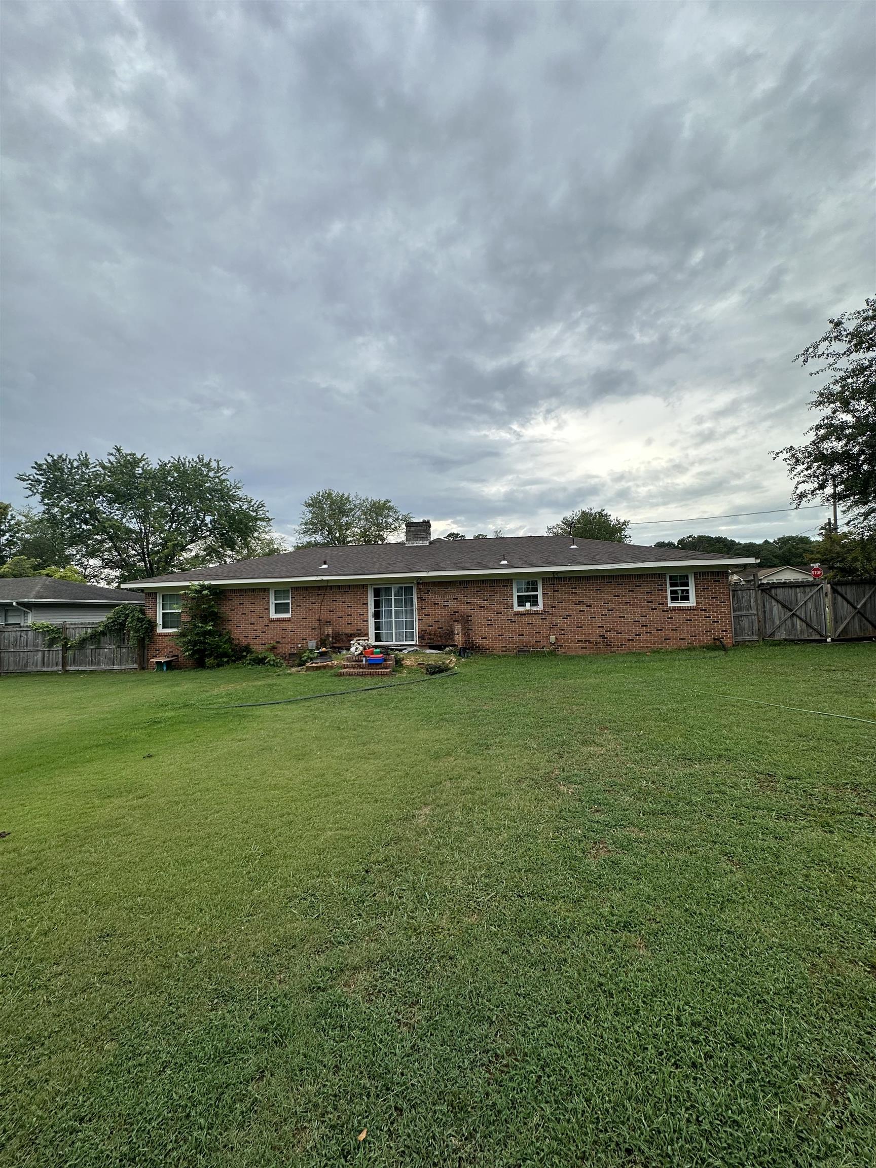 291 Hester Ave