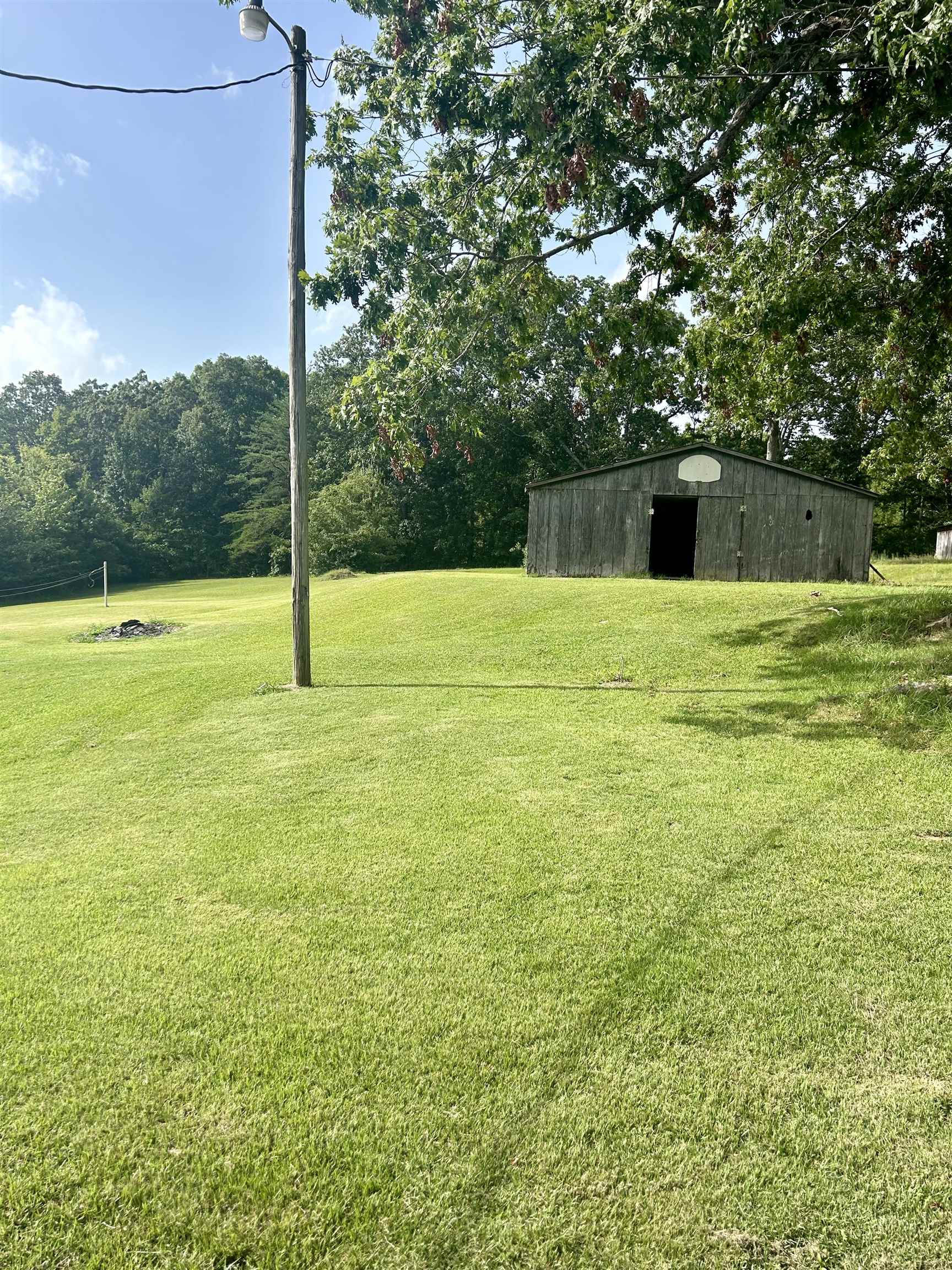 585 Lime Rock Rd