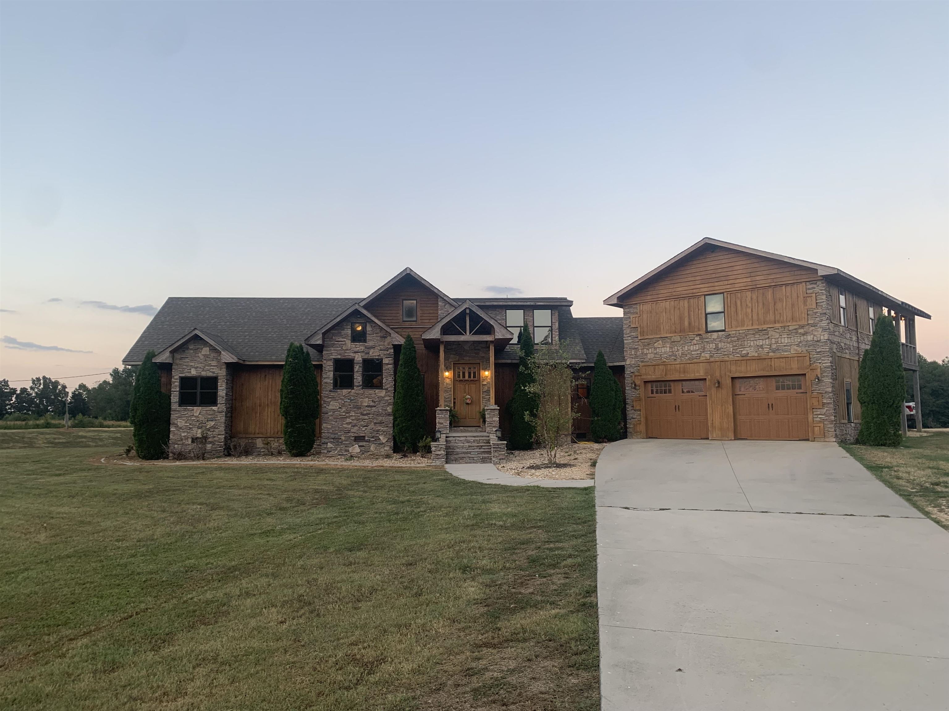 2800 Hwy 63