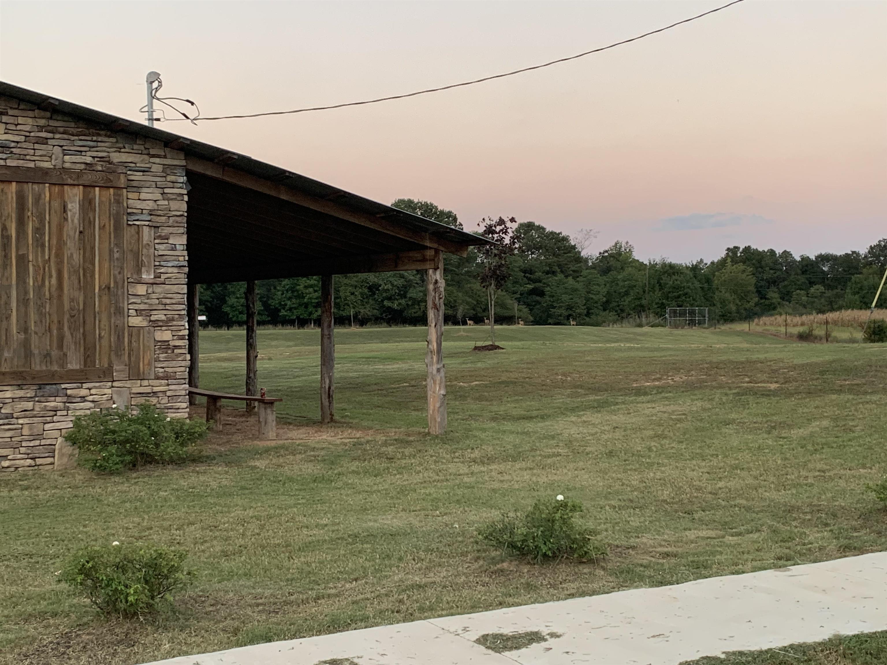 2800 Hwy 63