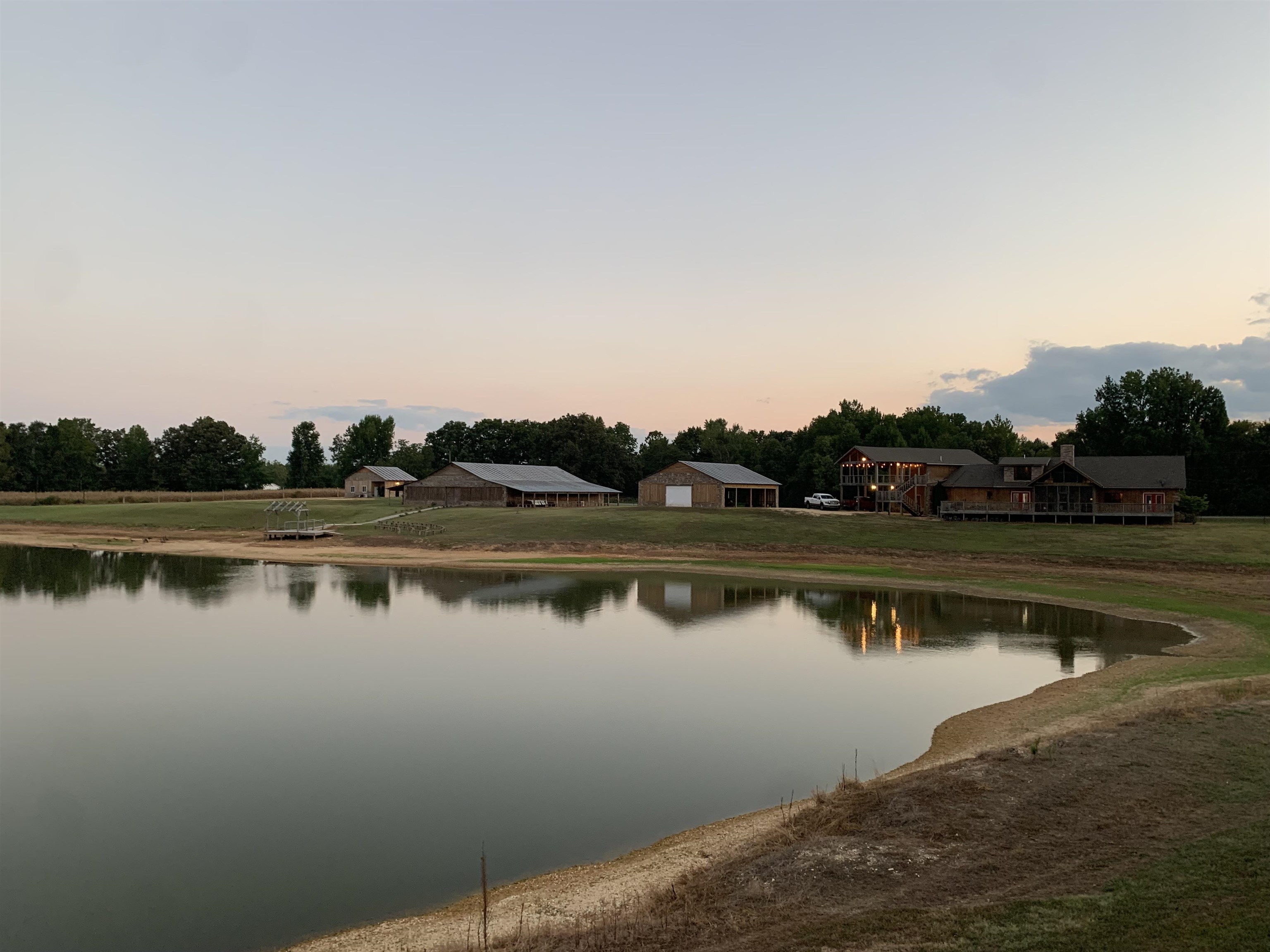 2800 Hwy 63