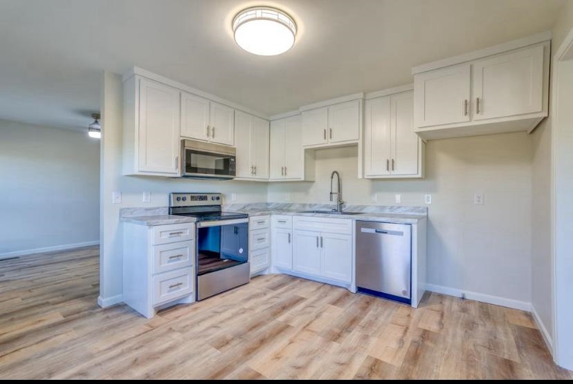 705 Baker Blvd