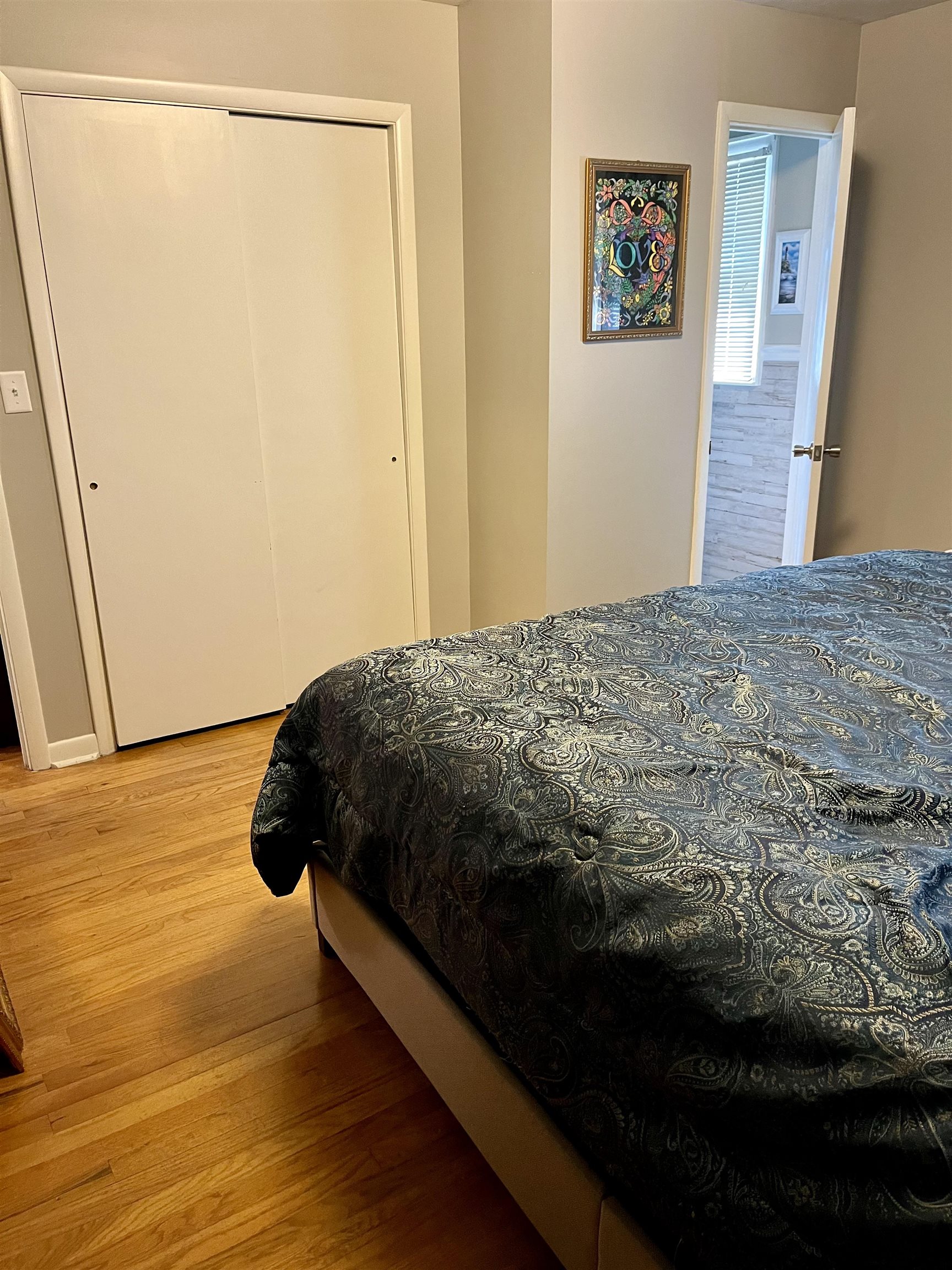 407 Grove Ave W
