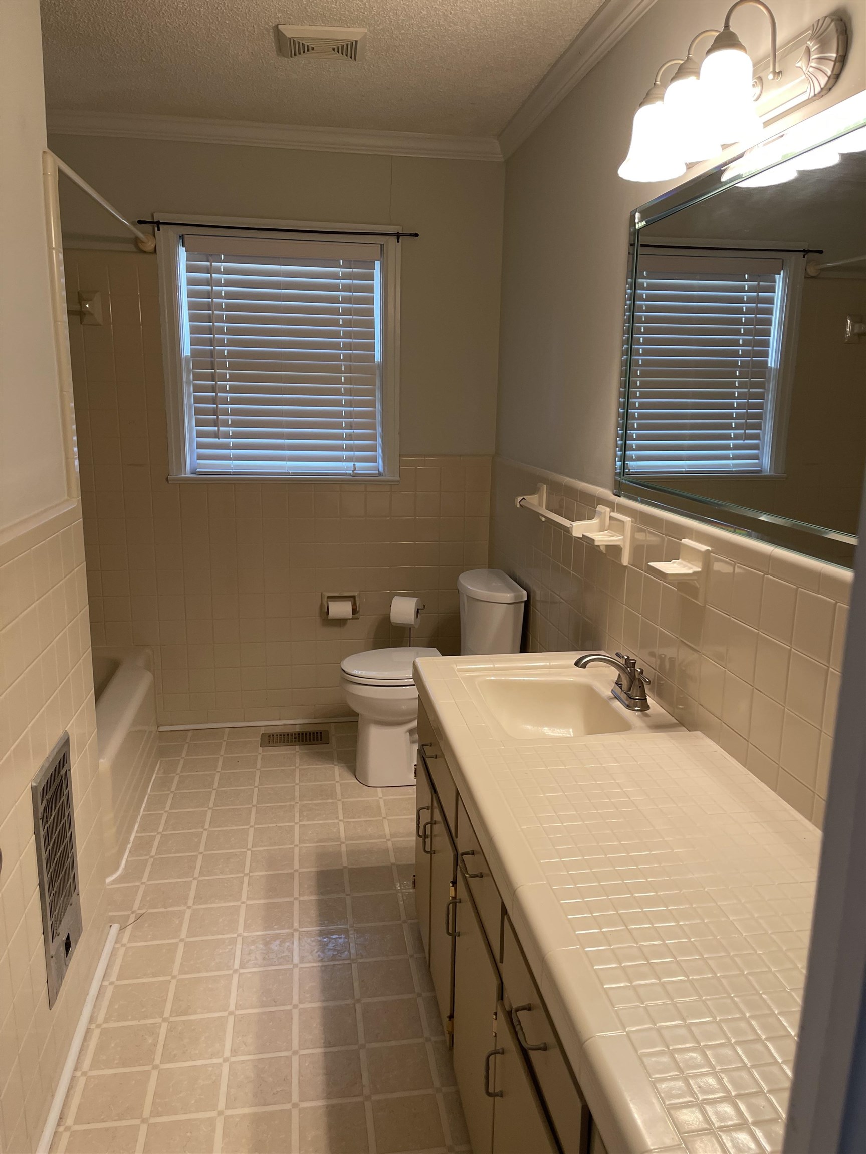 247 Woodmont Dr