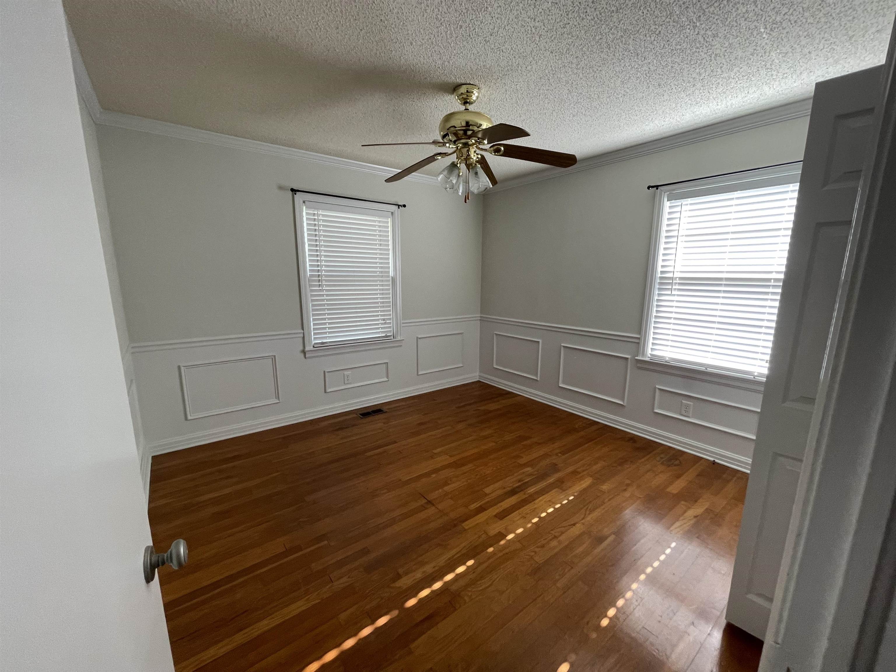 247 Woodmont Dr