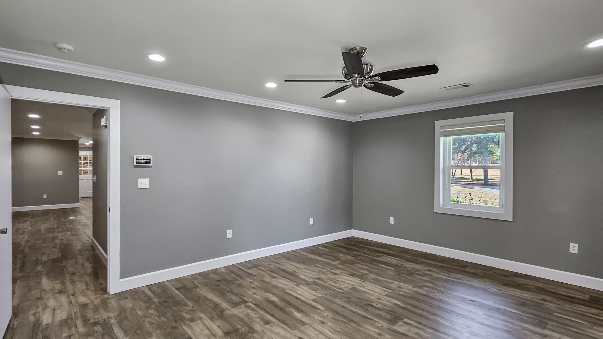 1302 Redmont Dr