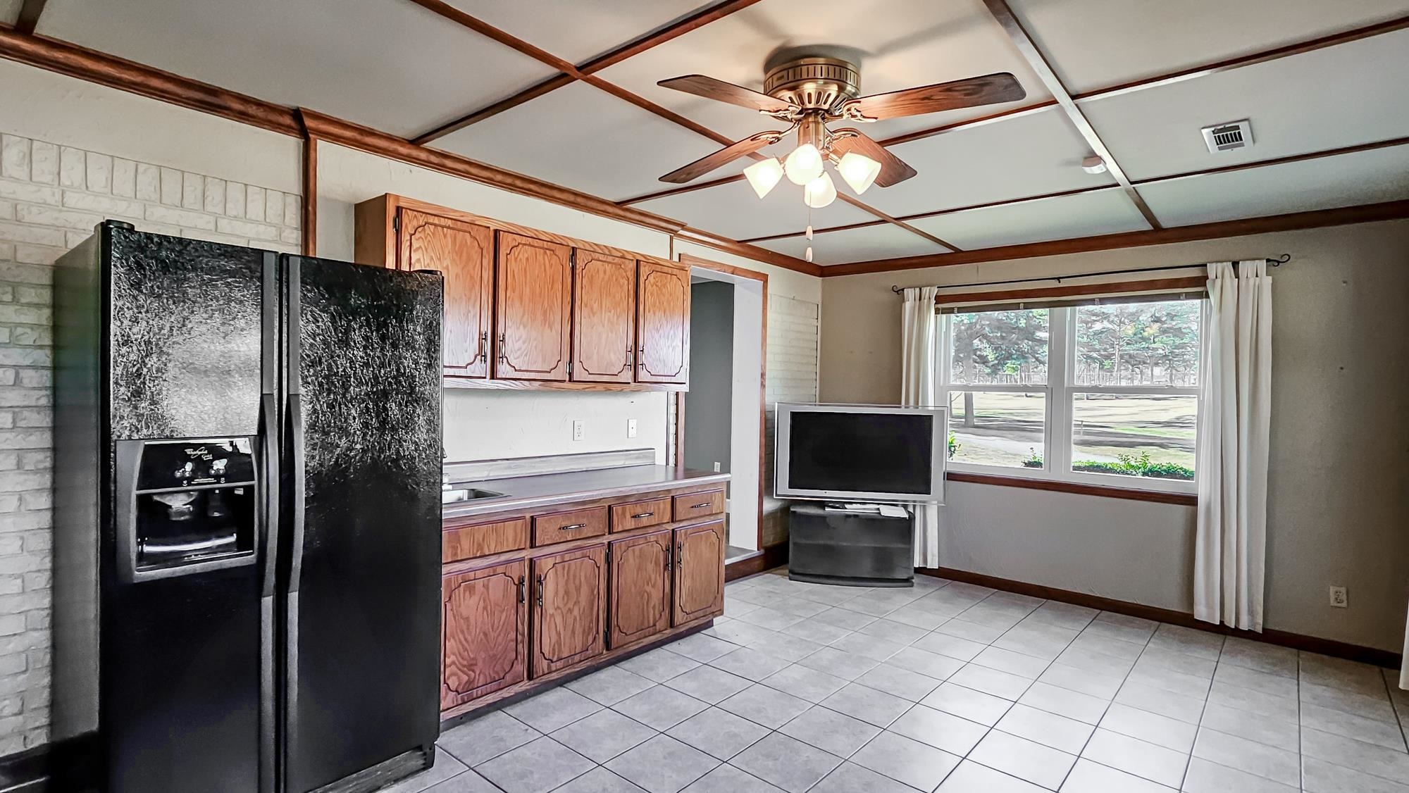 1302 Redmont Dr