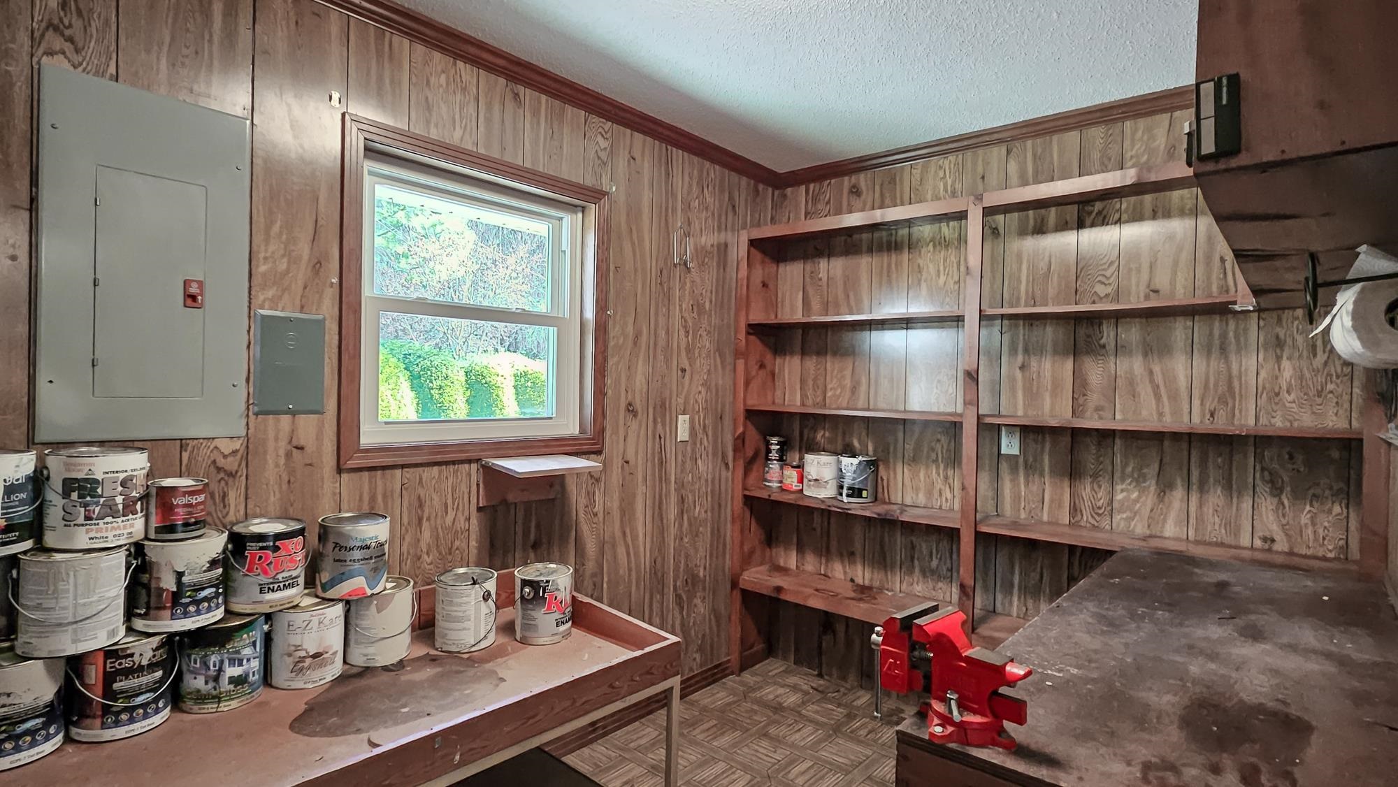1302 Redmont Dr