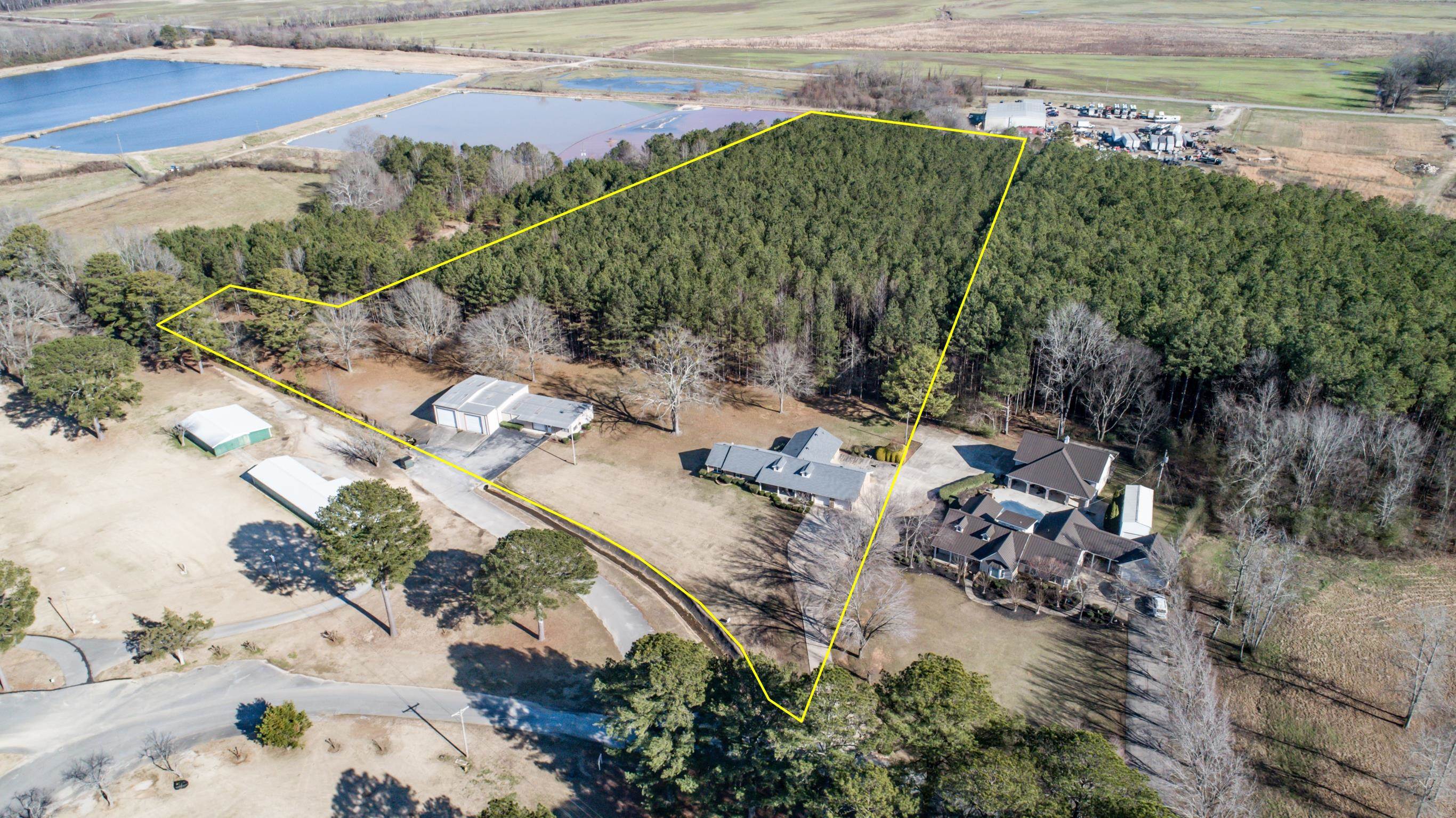 1302 Redmont Dr