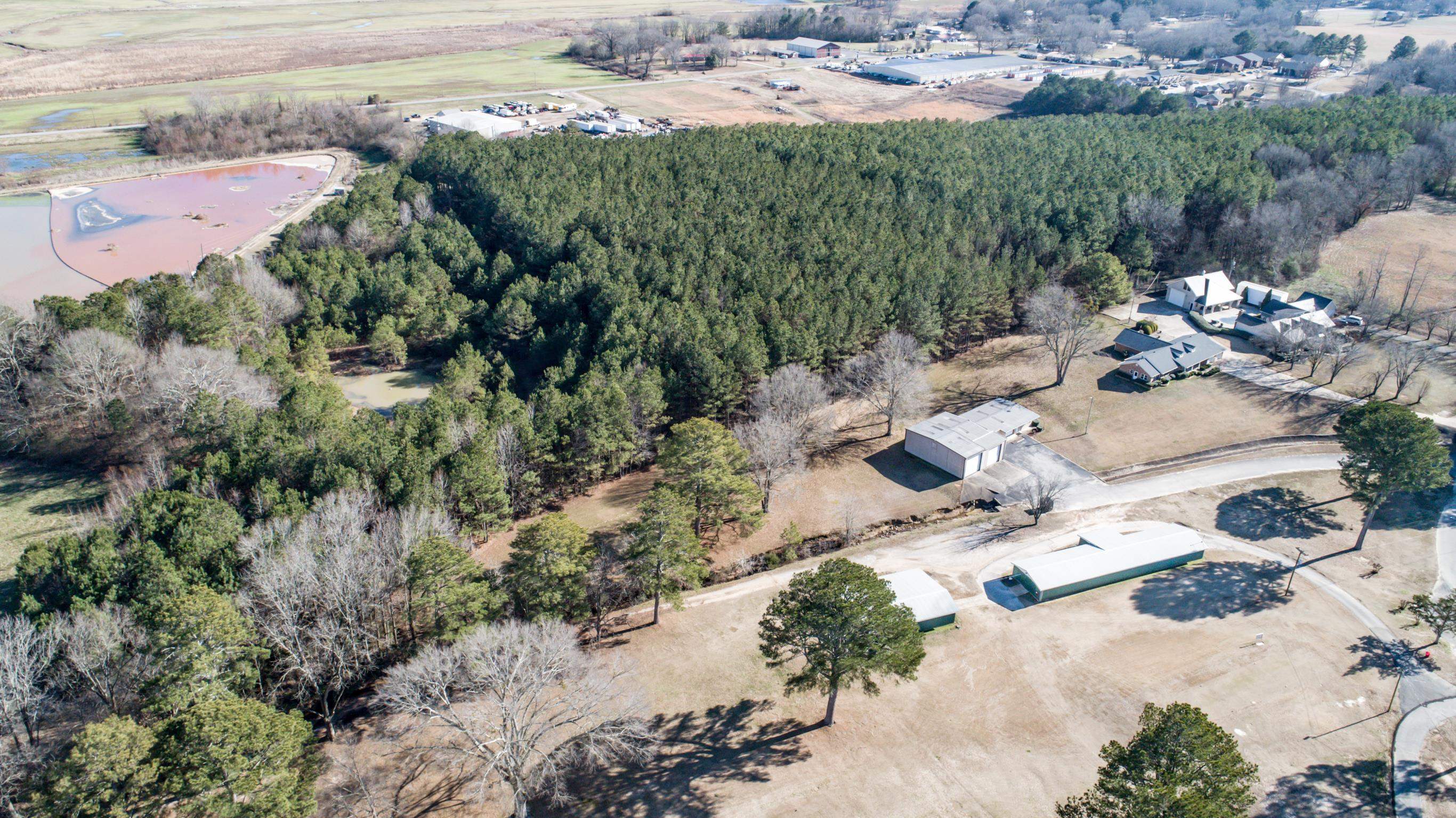 1302 Redmont Dr