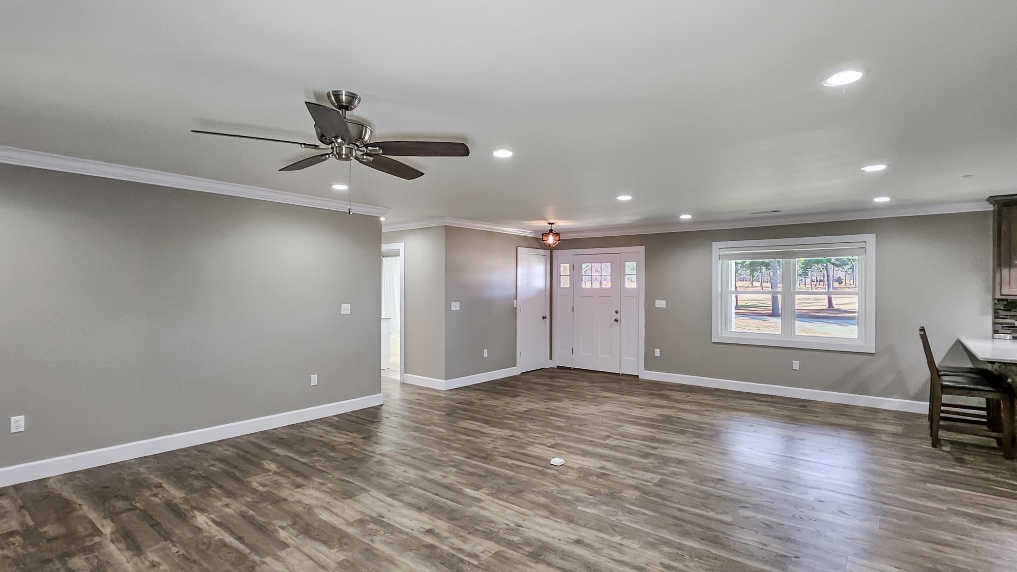 1302 Redmont Dr