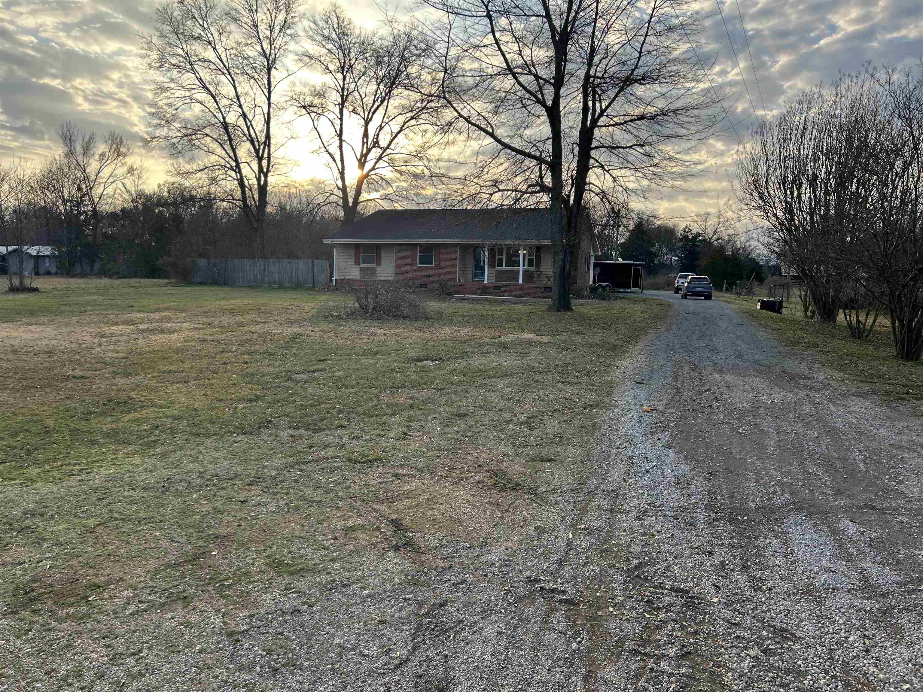 4207 Hwy 83