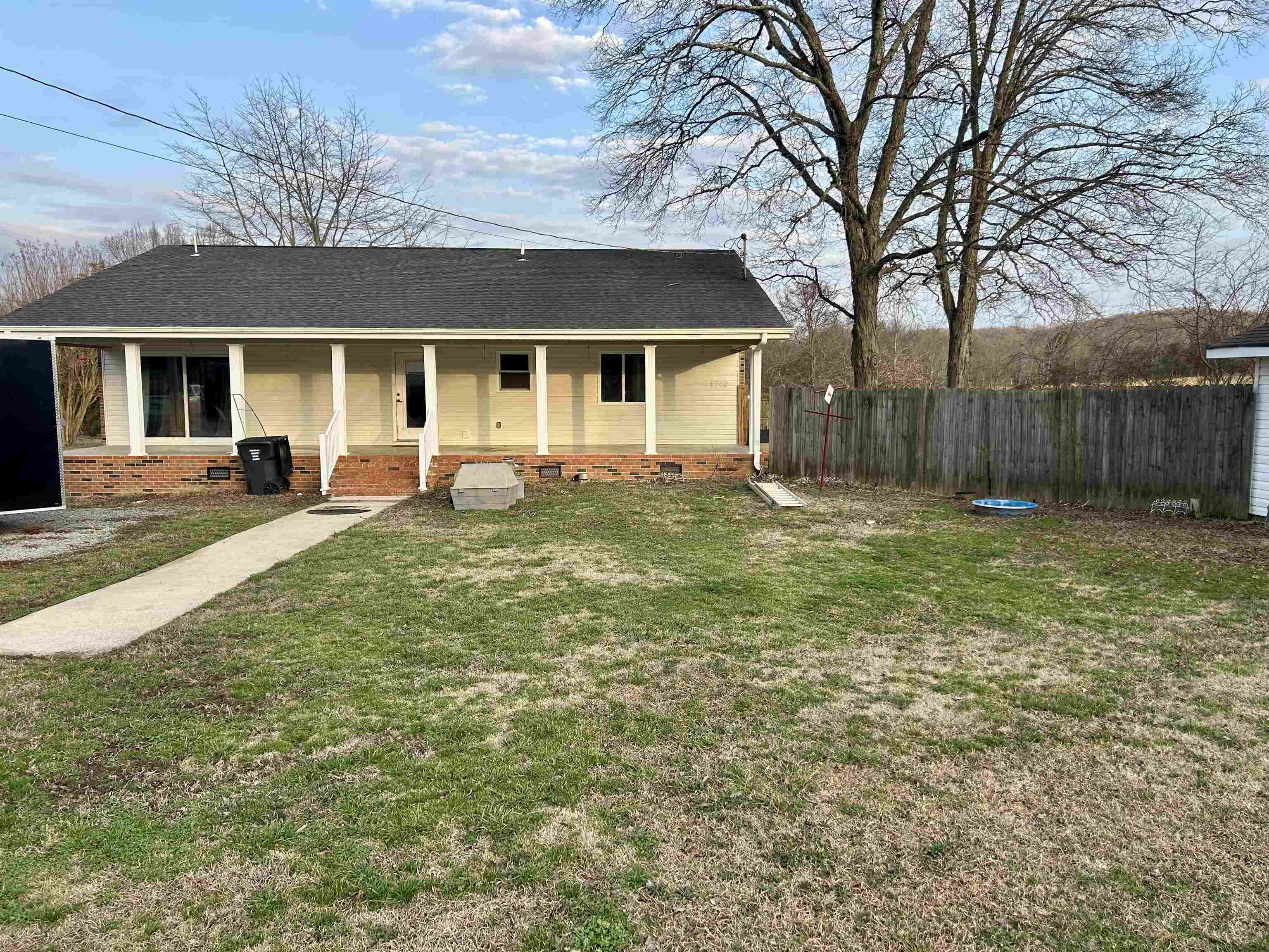 4207 Hwy 83