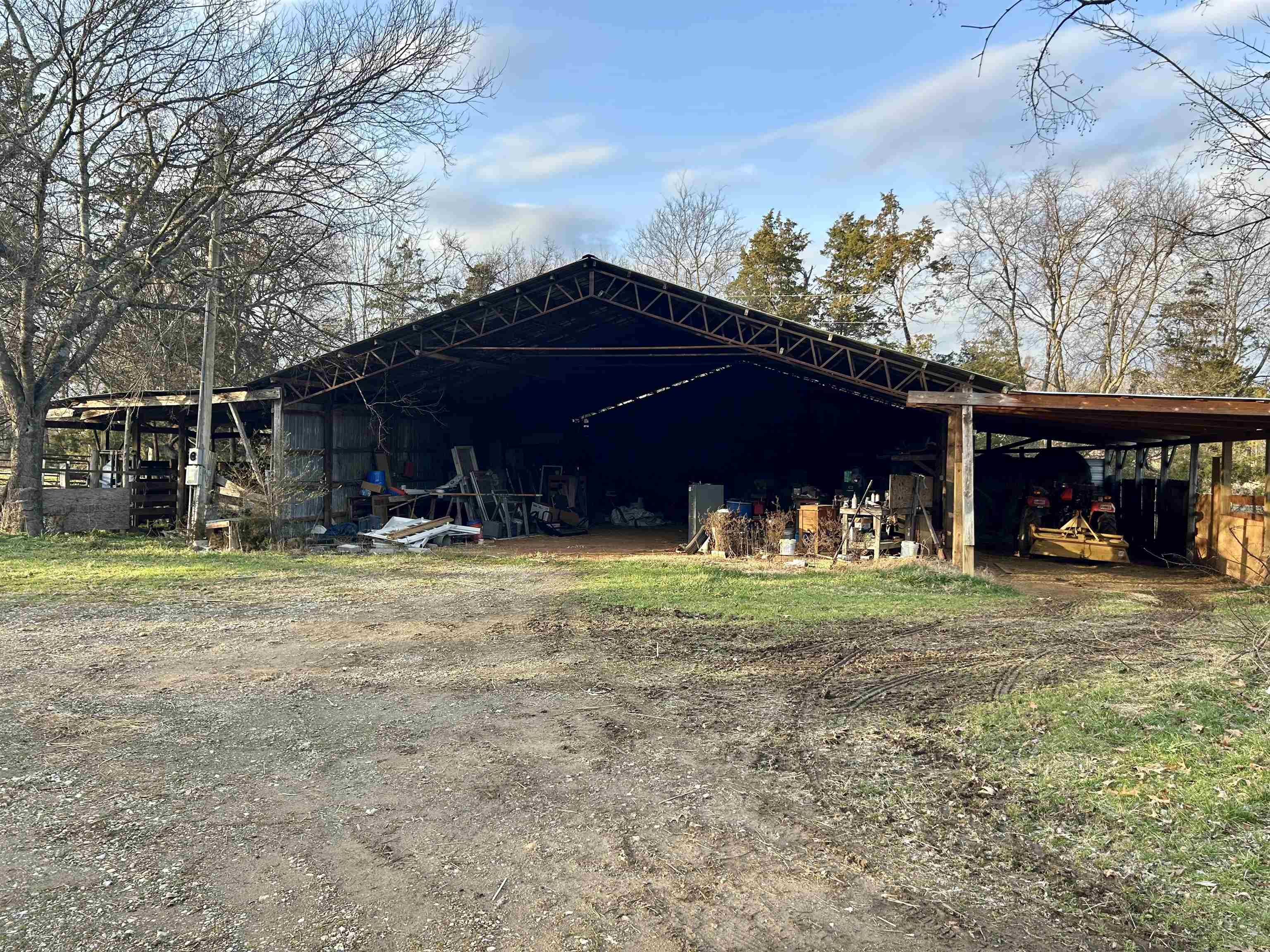 4207 Hwy 83