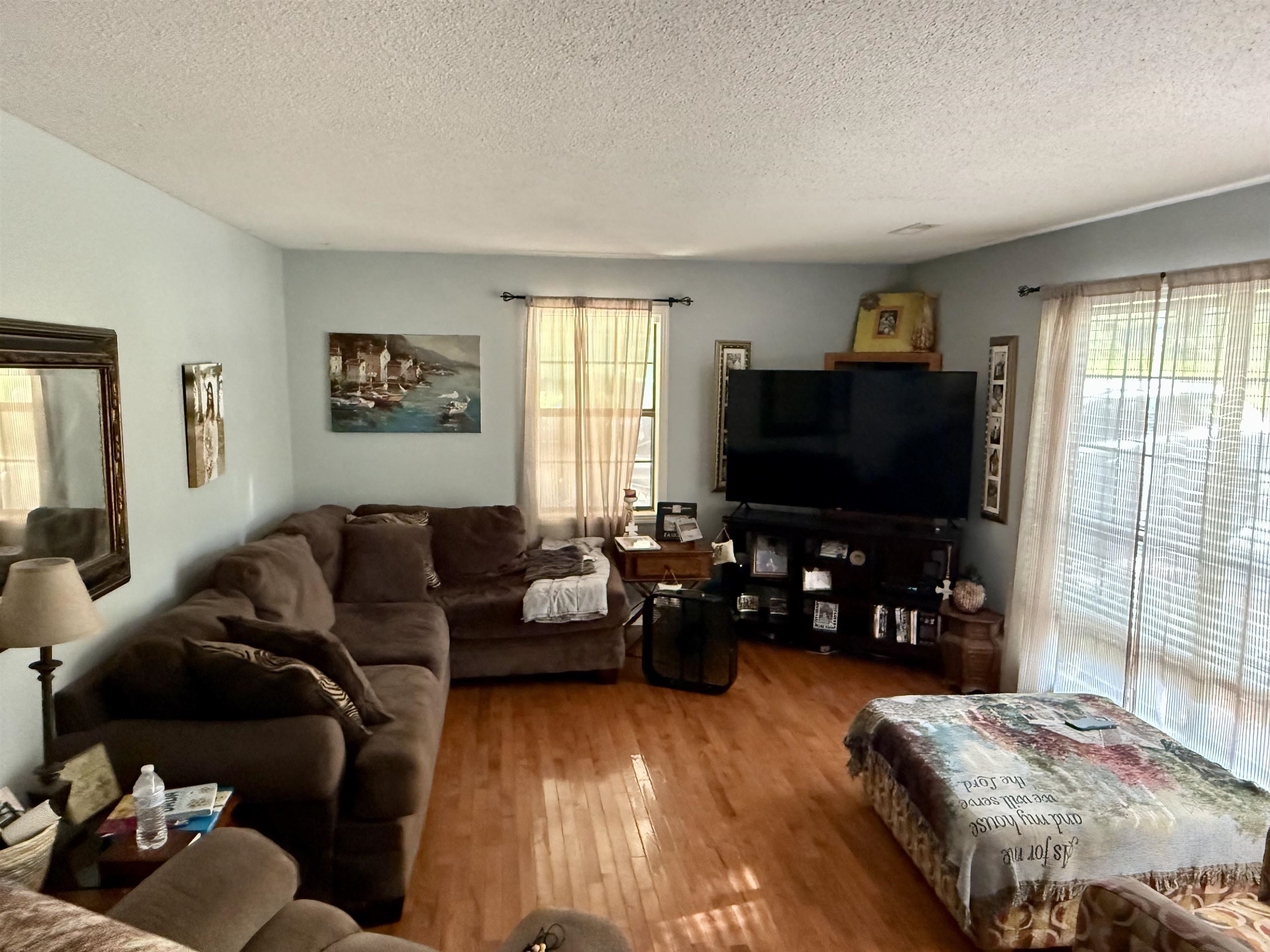 2102 Wilson Blvd