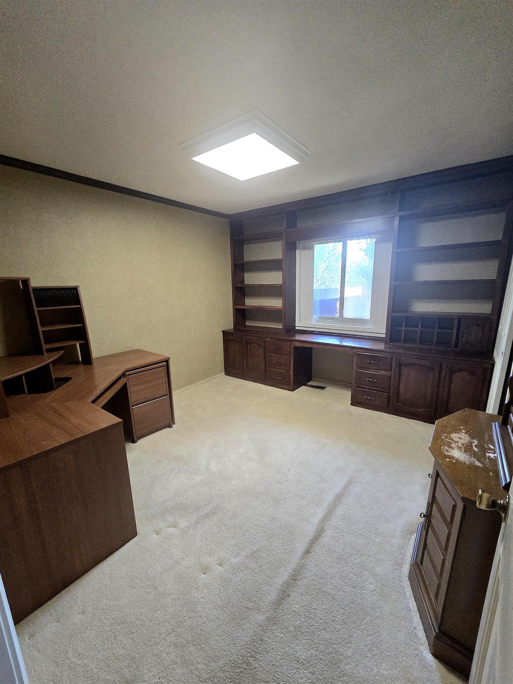 145 Forest Dr